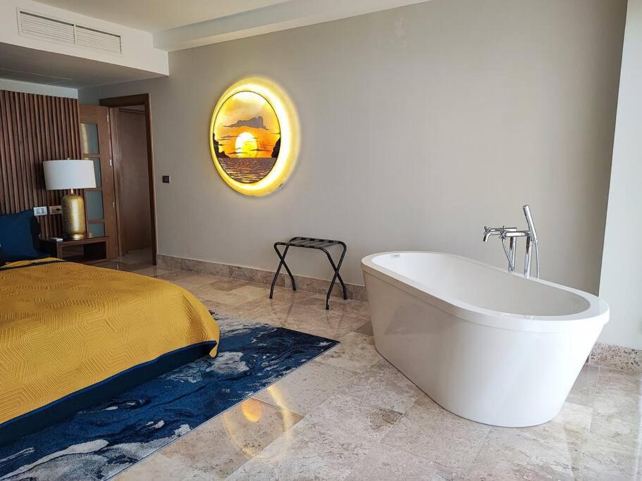 La Amada Residences, Luxury Penthouse.