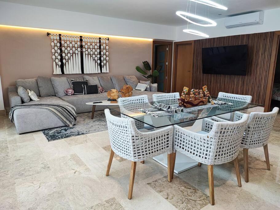La Amada Residences, Luxury Penthouse.