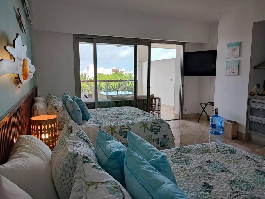 La Amada Residences, Luxury Penthouse.