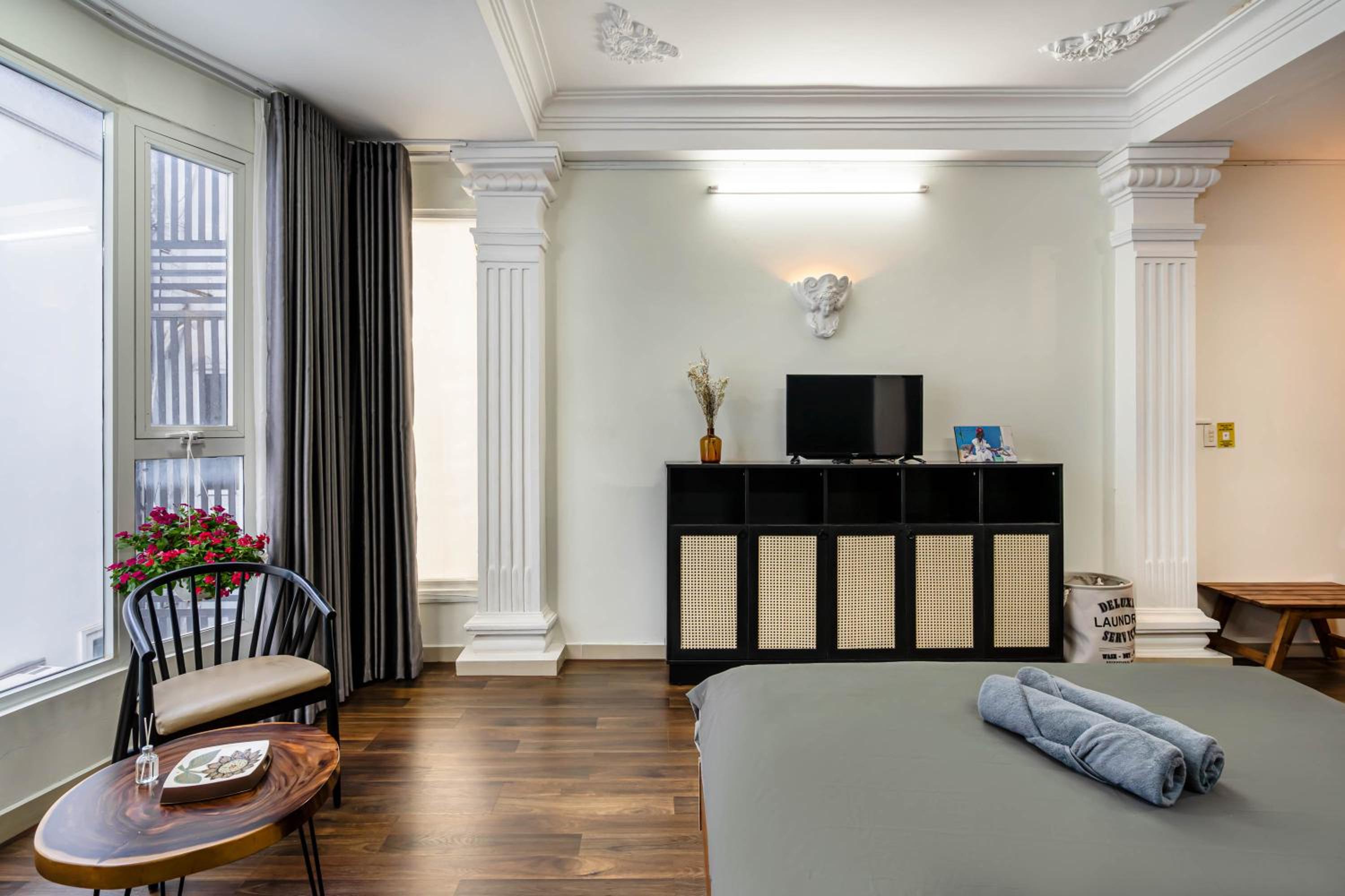 HOLO LE THANH TON SAIGON Serviced HomeStay