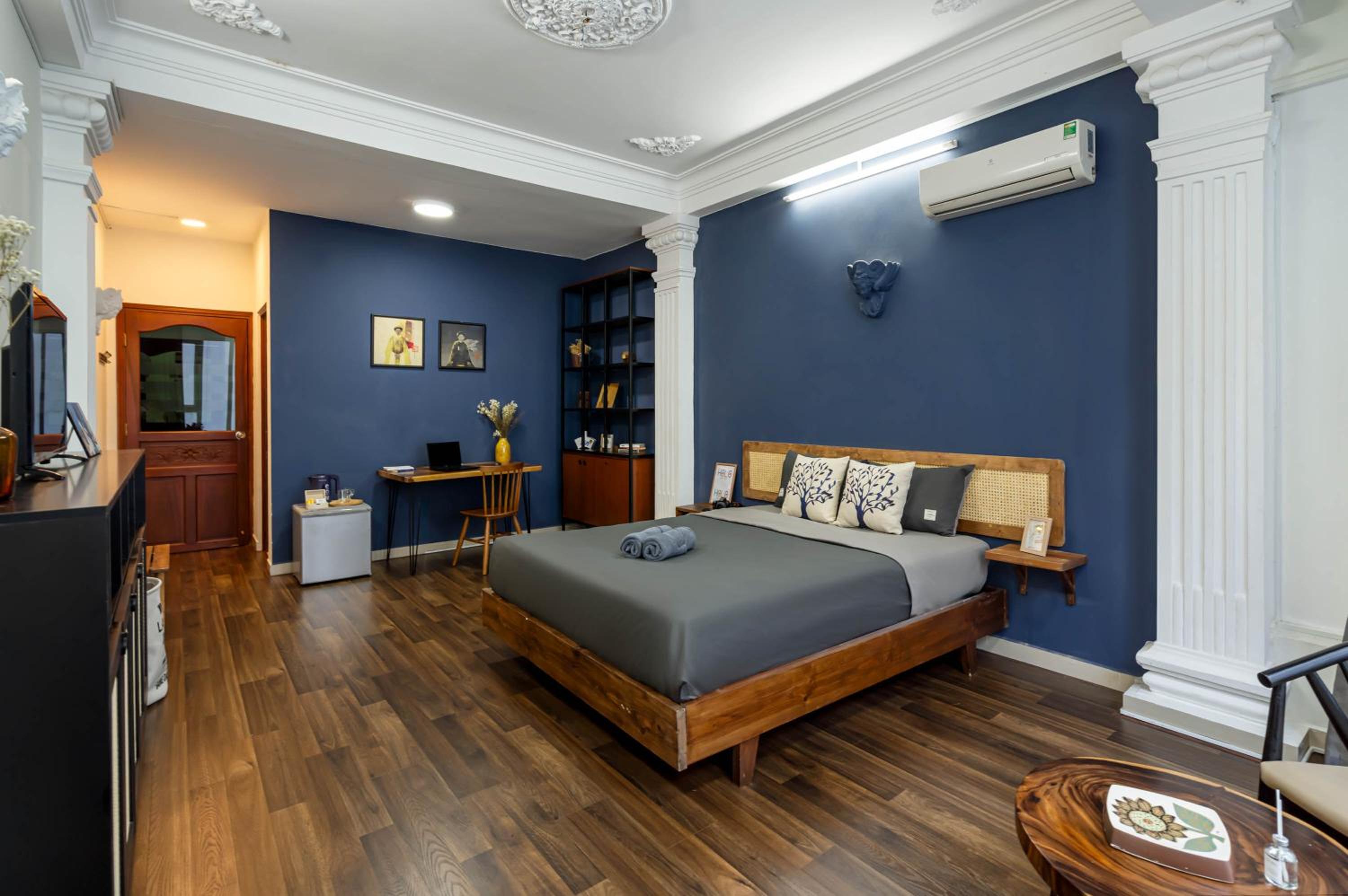 HOLO LE THANH TON SAIGON Serviced HomeStay