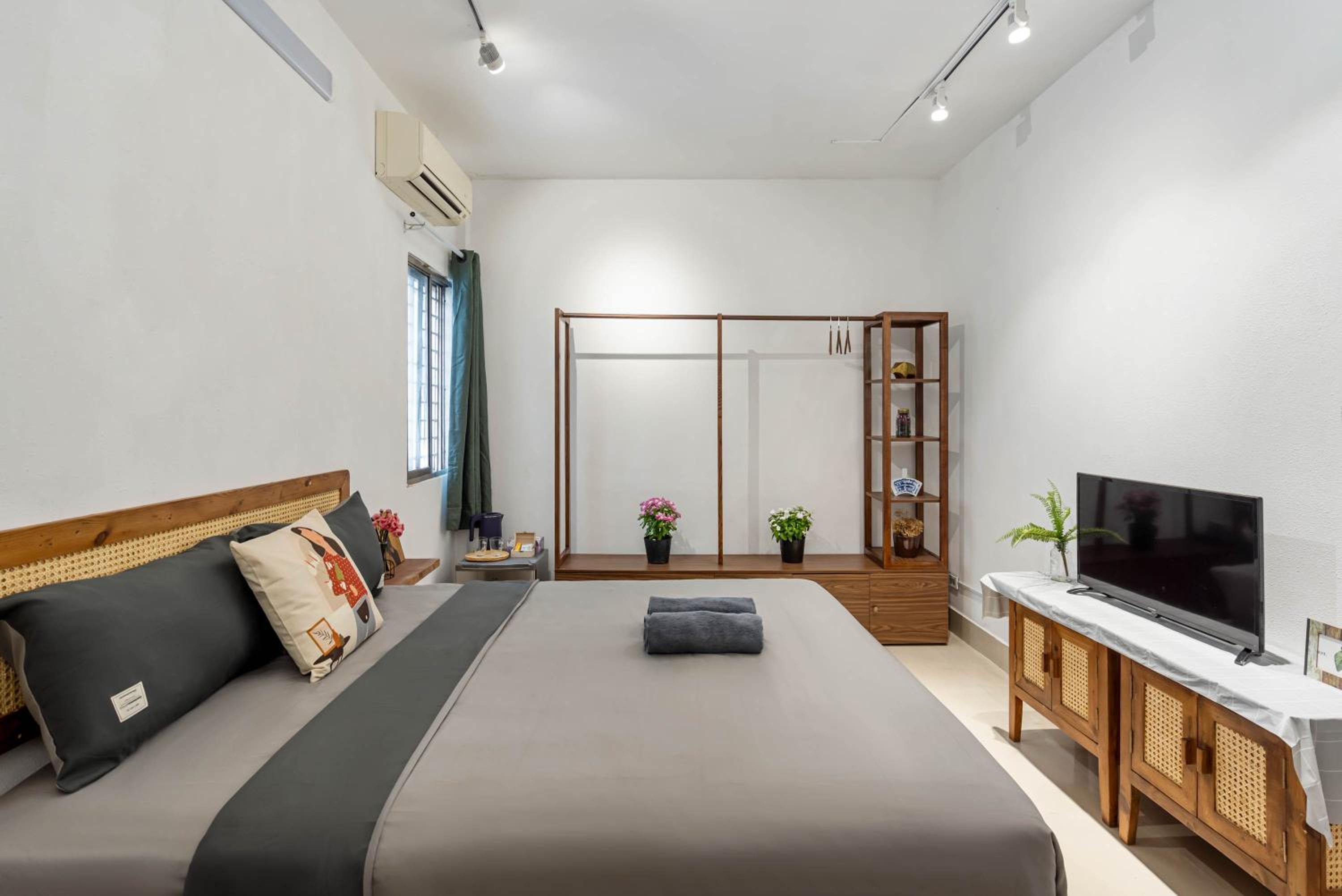HOLO LE THANH TON SAIGON Serviced HomeStay