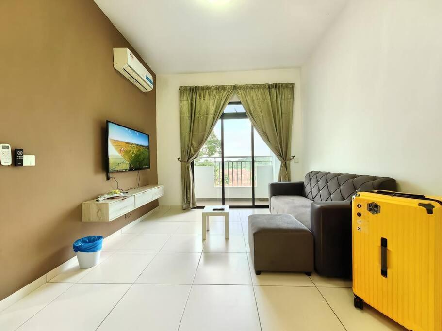 Skyview 0505 6Pax Aeon Lego netlflix 100mbps STAY