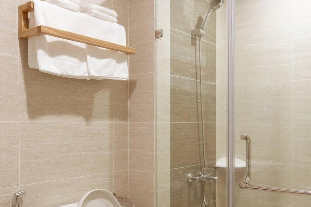 Vinhomes SmartCity - Zhomestay - Vintage Máy chiếu