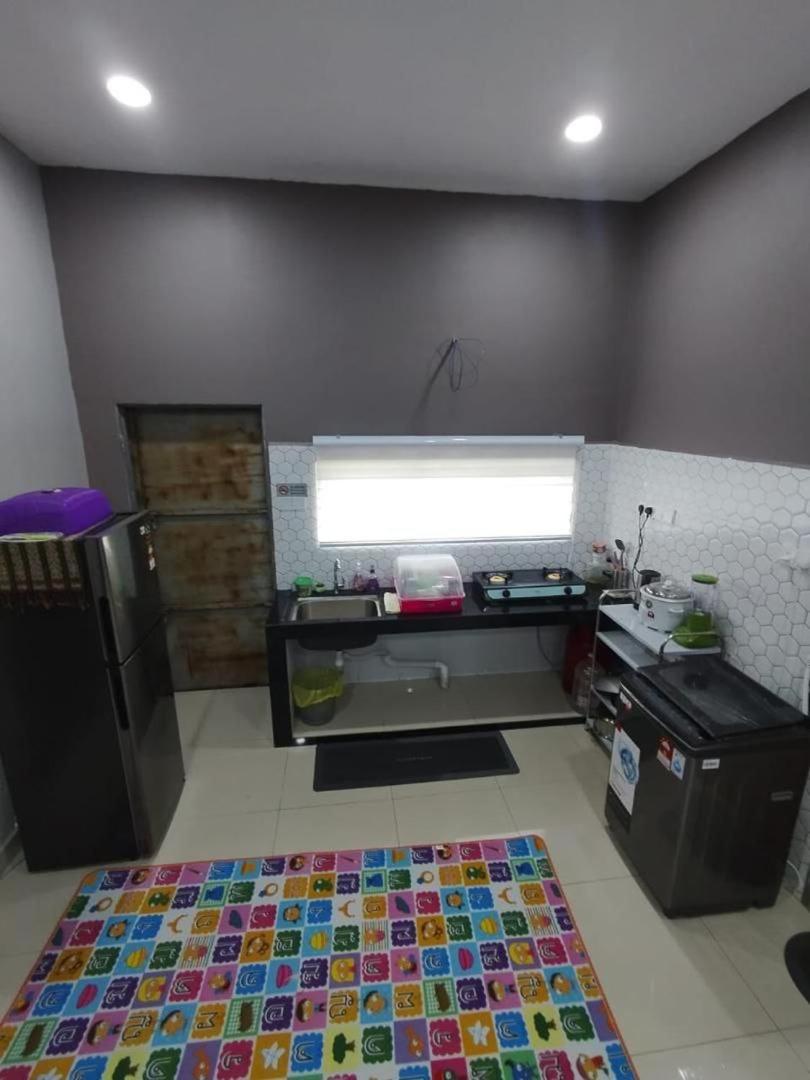 Mikaeel Homestay Beserah Kuantan photo 7