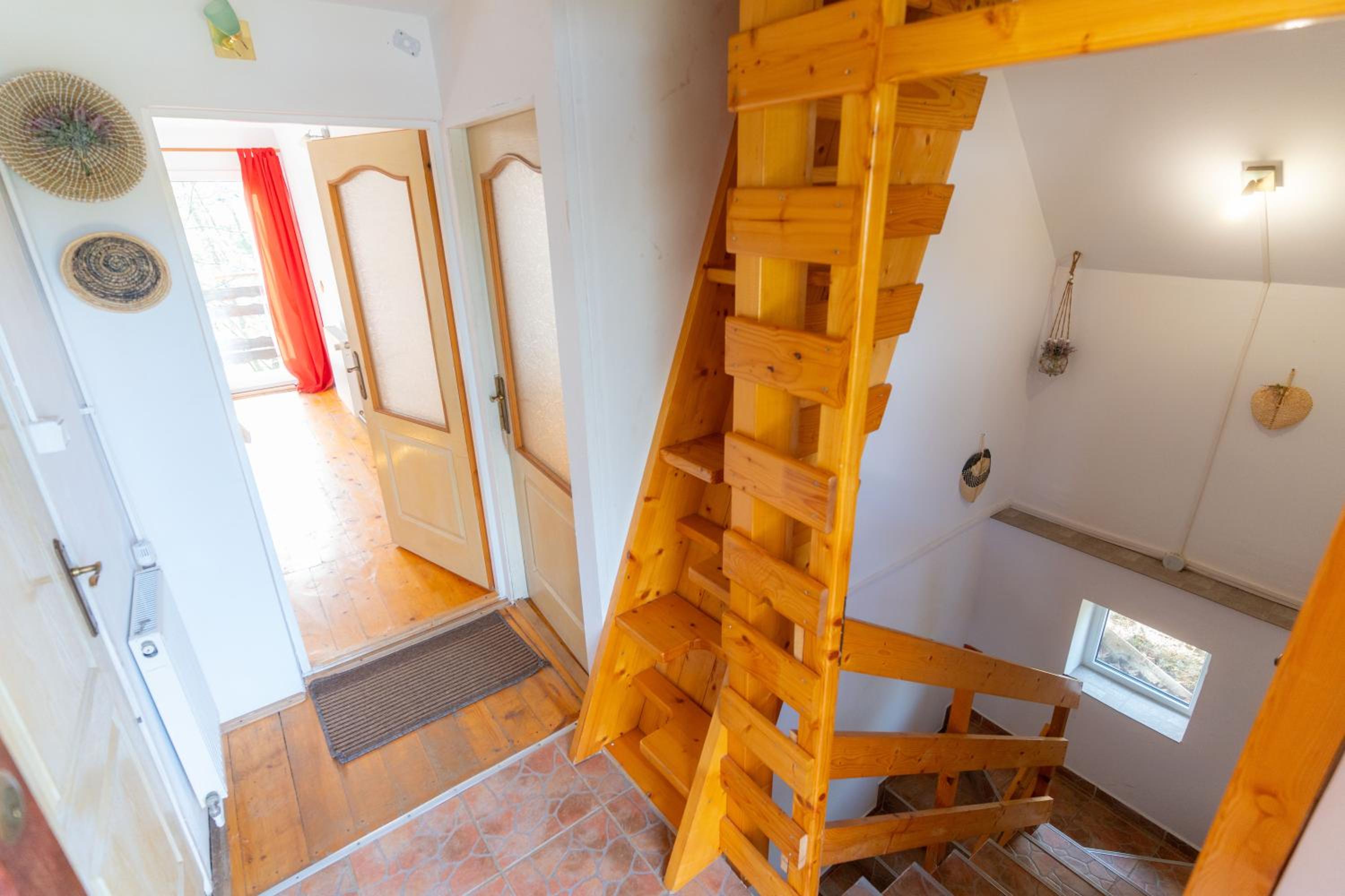 House Jakob Camping Ananas Cisnadioara