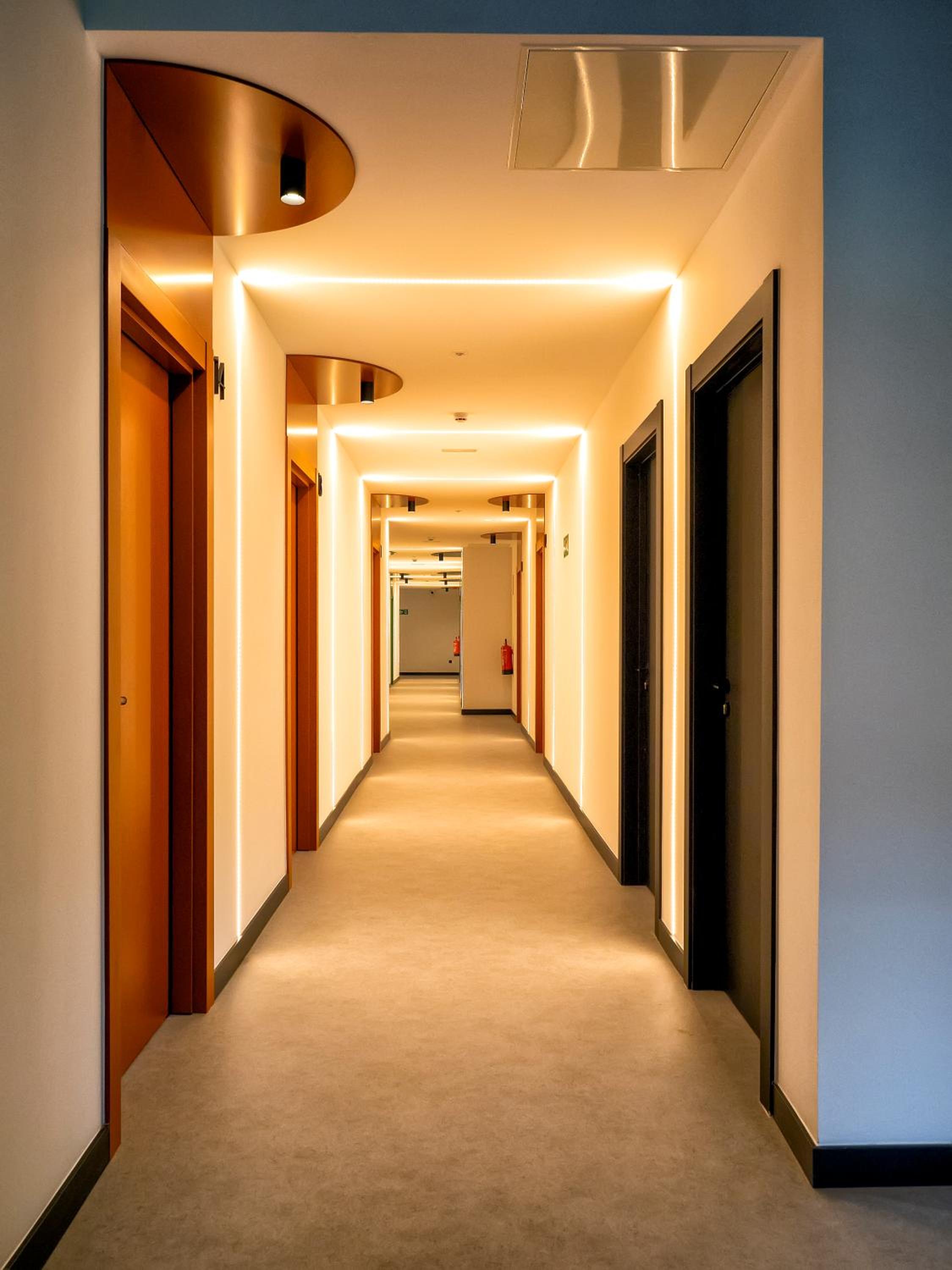 Wonder Hostel