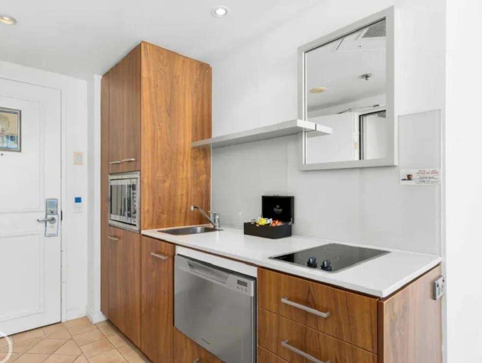 Serain Residences on Legends