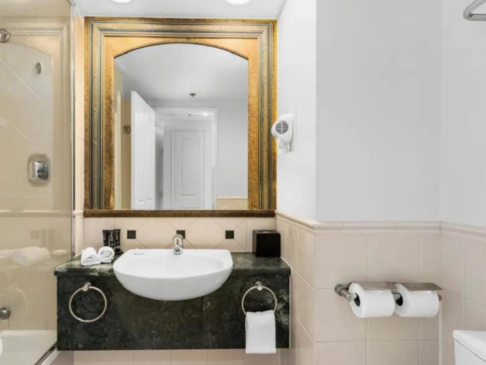 Serain Residences on Legends