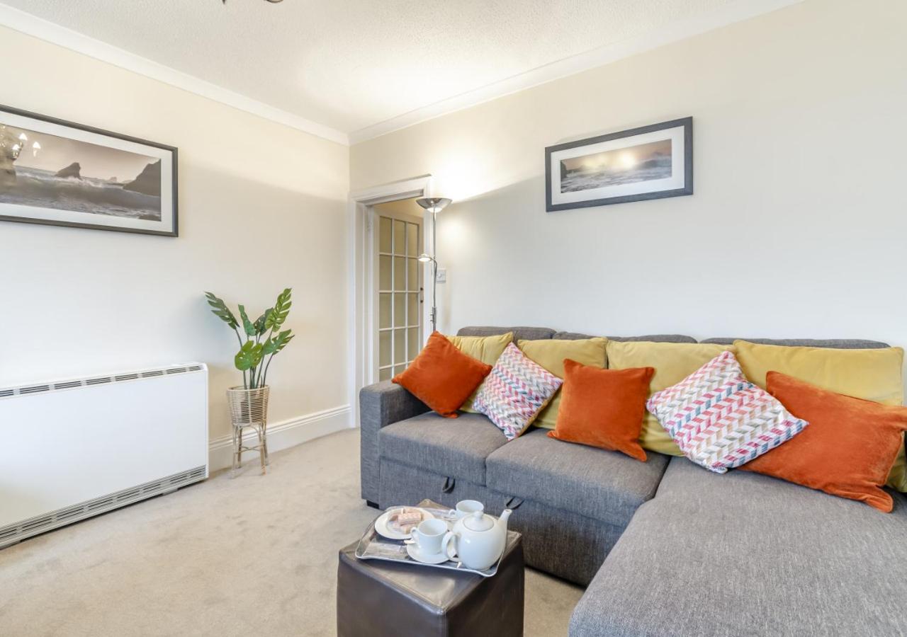 2 Bed in Saundersfoot oc-pw399