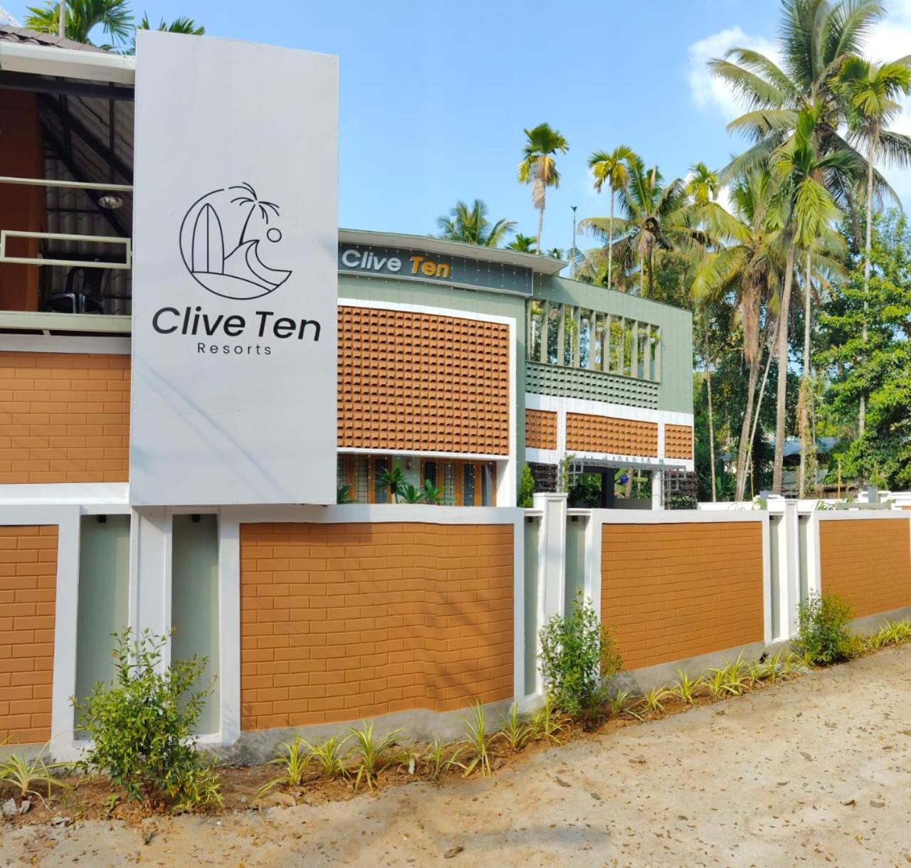 Clive Ten Resorts Athirappilly,10 minutes drive from Athirappilly waterfall