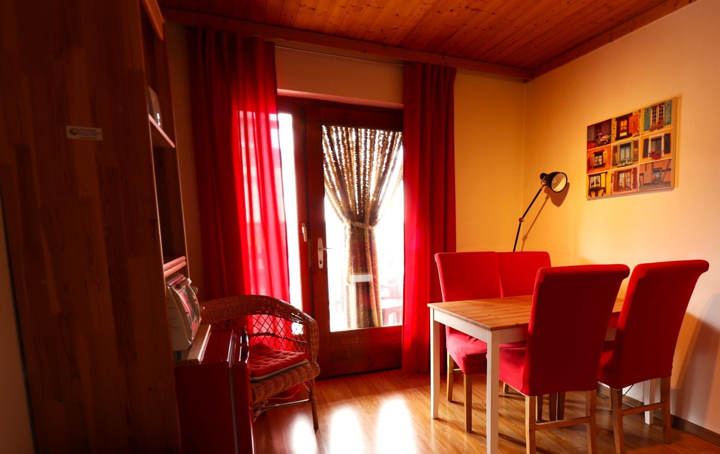 Sonntagshof Ferienwohnungen Apartments