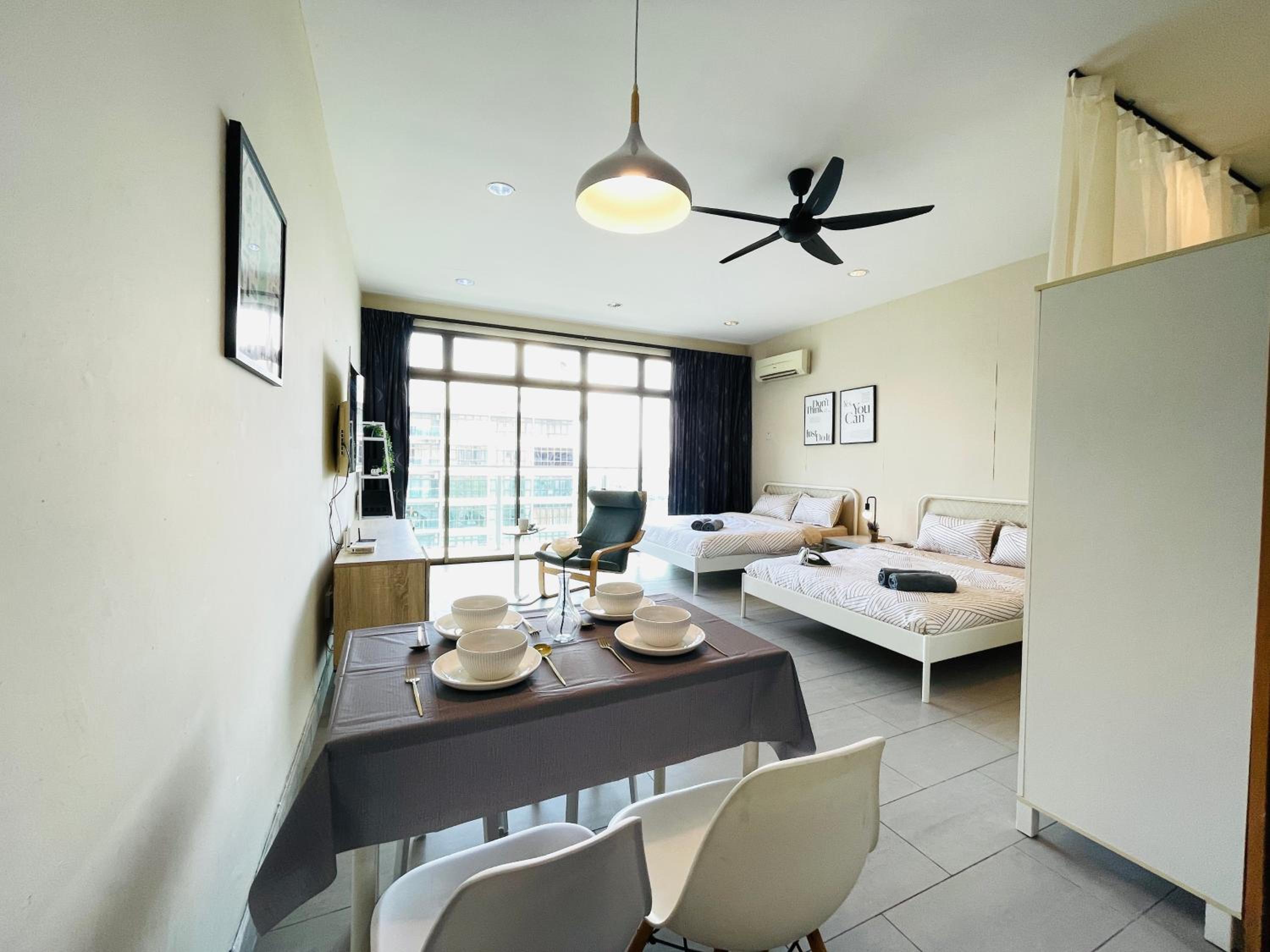 JB Mount Austin Palazio Cozy High floor Studio 2-4pax near AEON A1-13