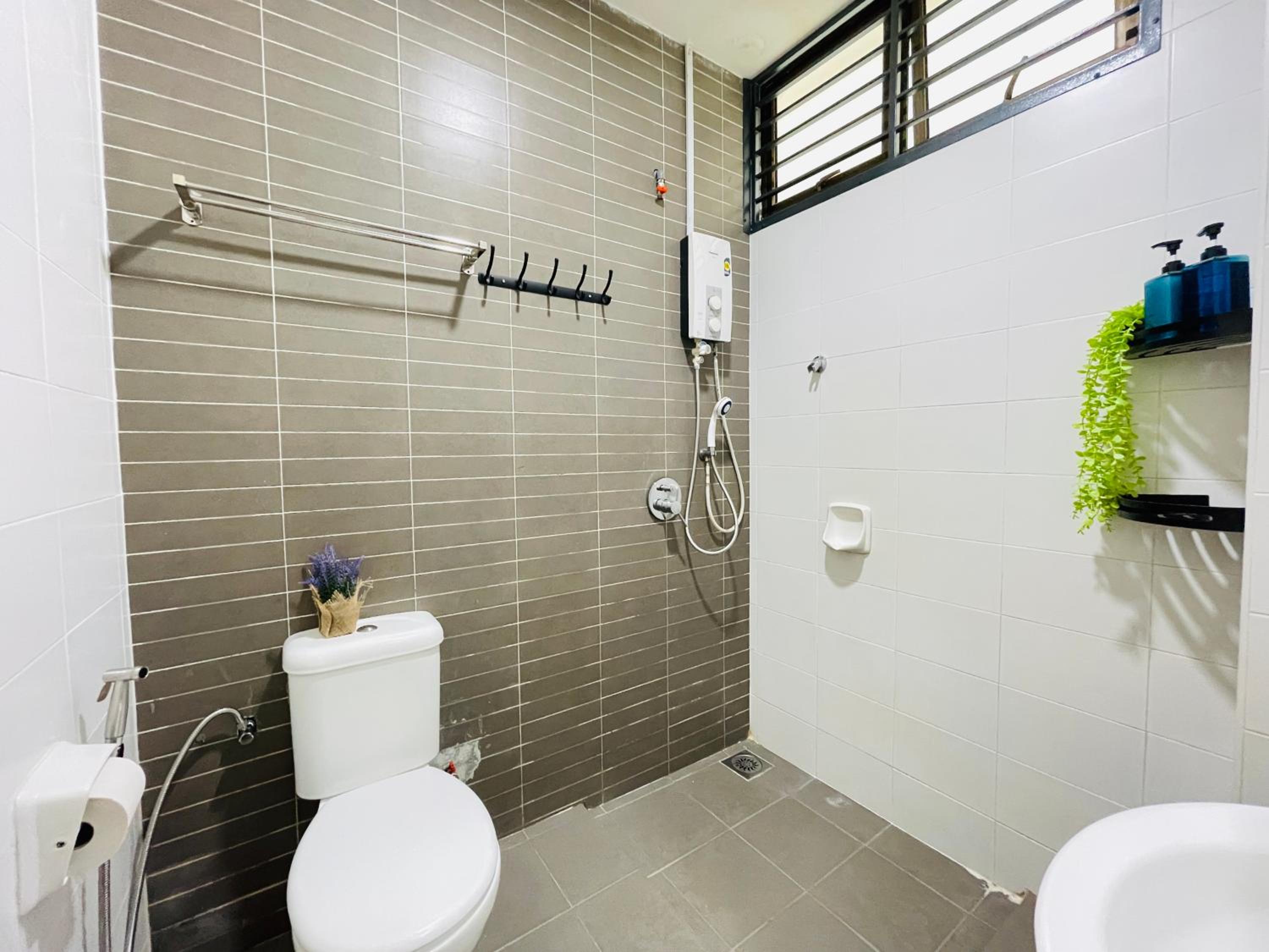 JB Mount Austin Palazio Cozy High floor Studio 2-4pax near AEON A1-13
