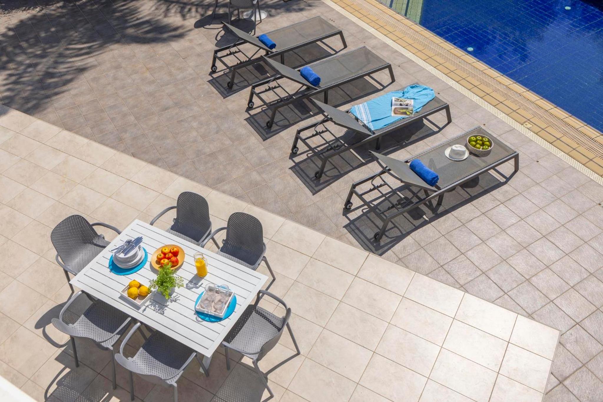 Azure Luxury Pool Villa