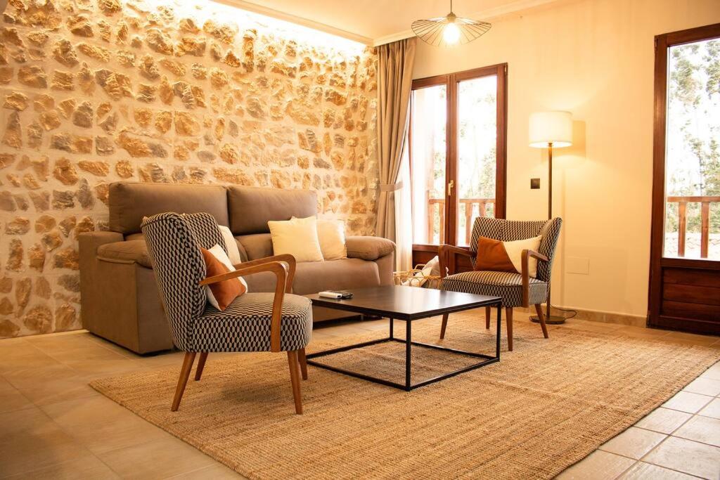 Acogedor chalet adosado con entrada independiente