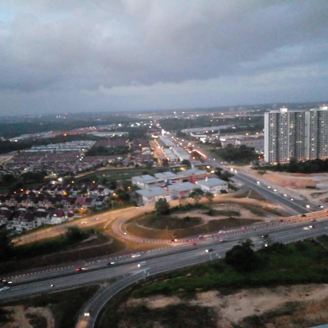 IOI Residences Kempas utama