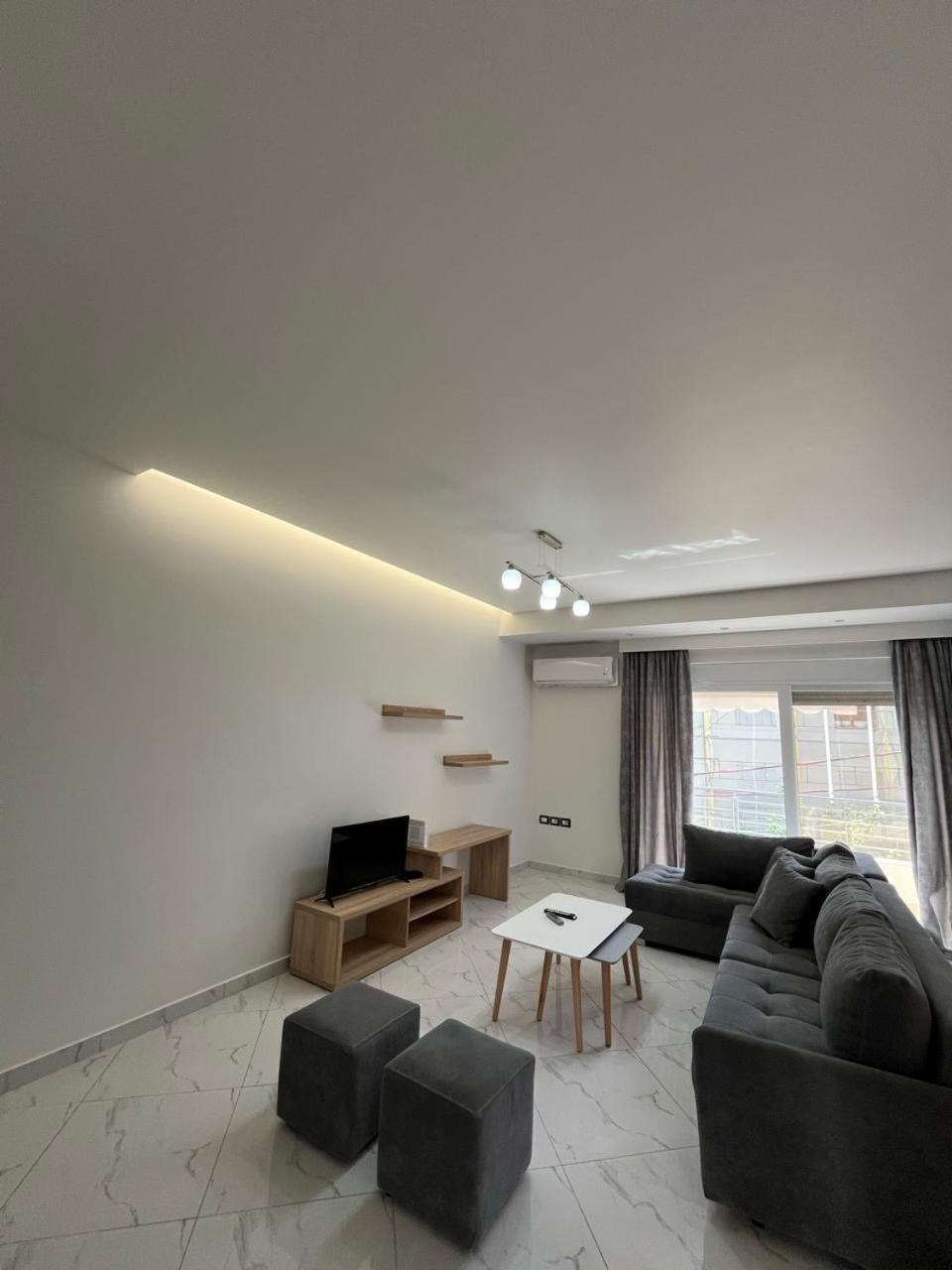 Kasi Apartment