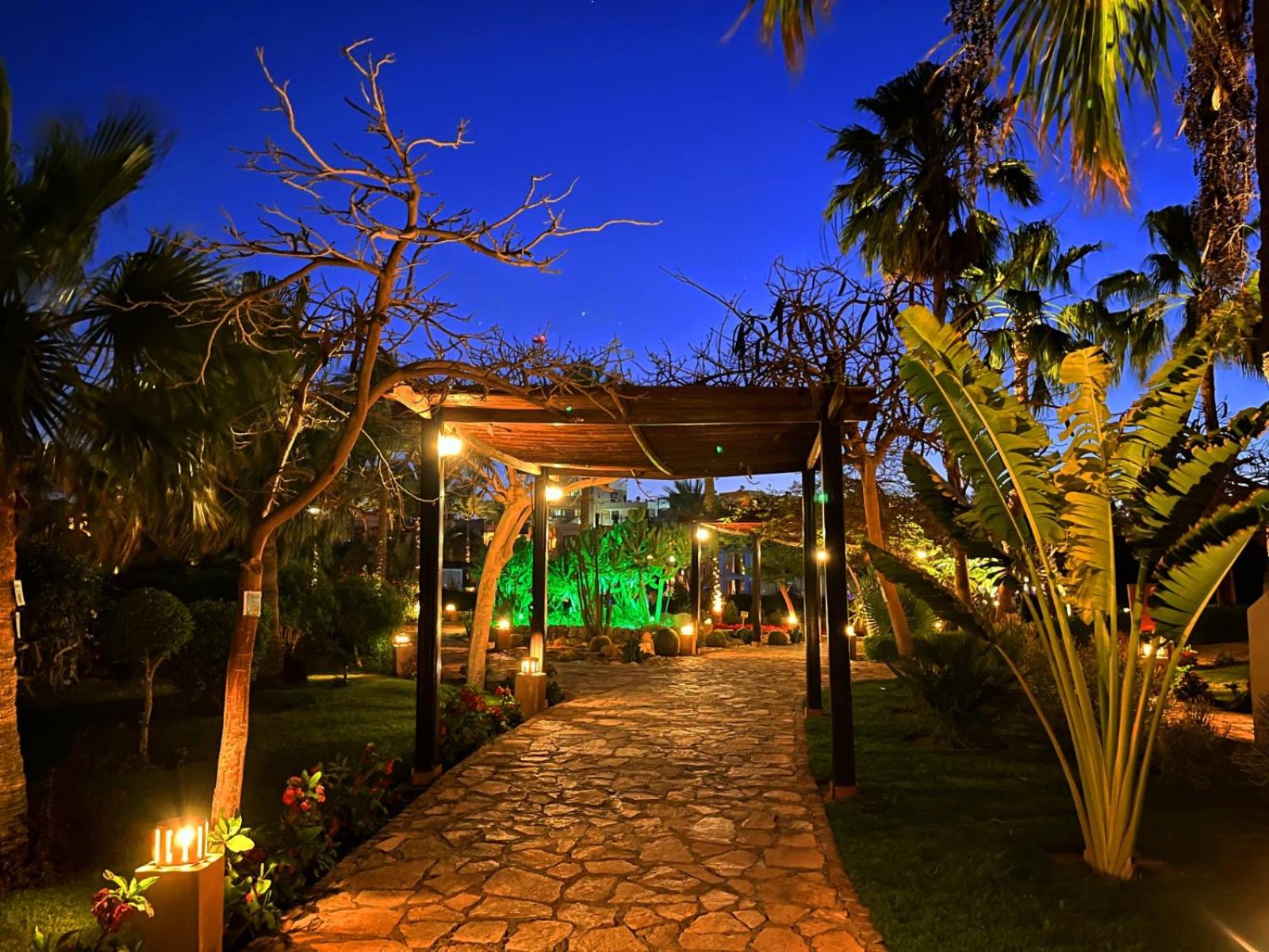 Tamra Beach Resort