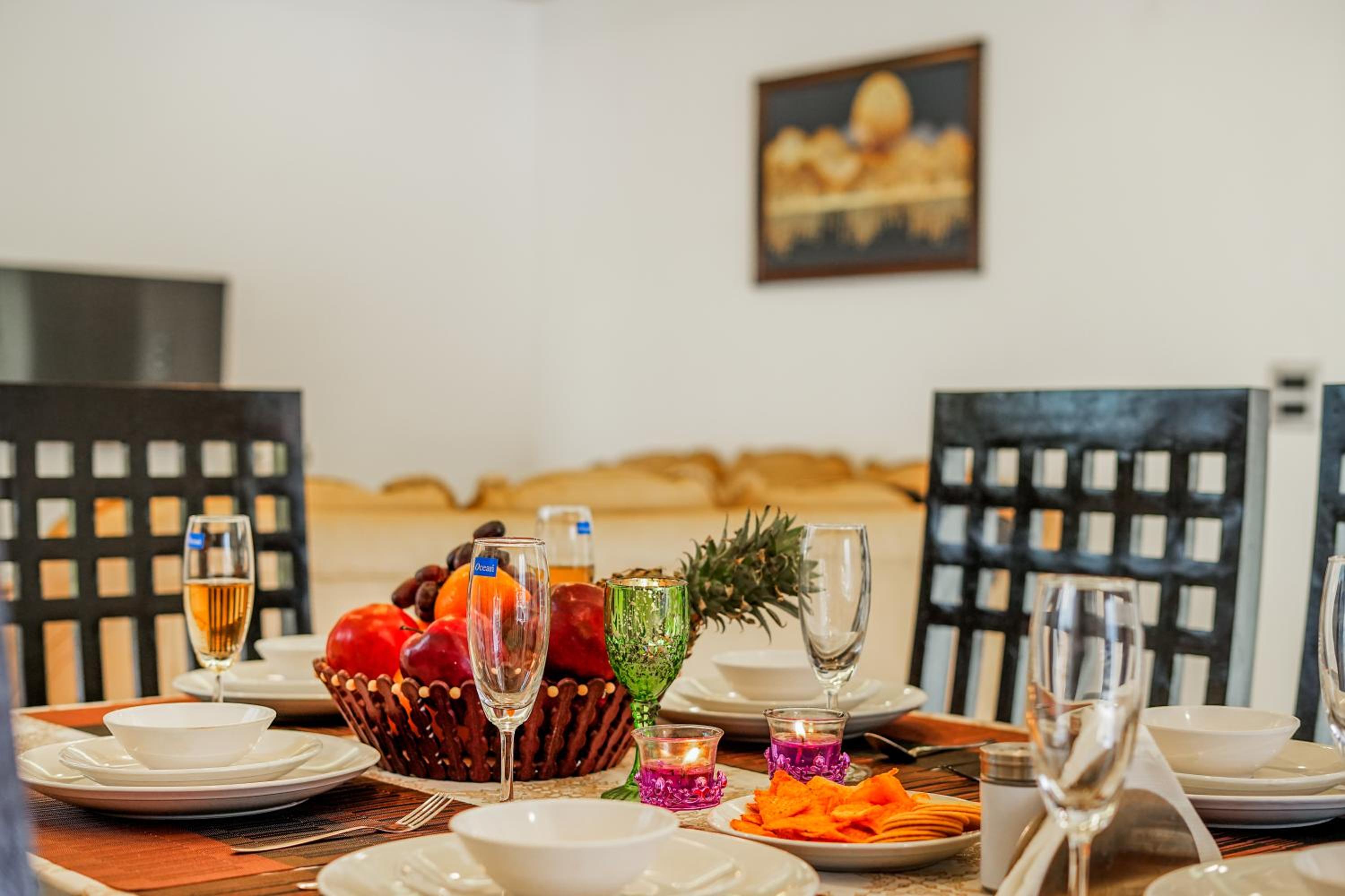 Alaya Stays 3 BHK Apartment with Hill View - Cliff Trident view 5