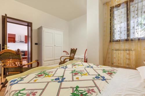 Salentiggiano Villa Ulivi Vacanze Con Piscina 8/16 PL view 4