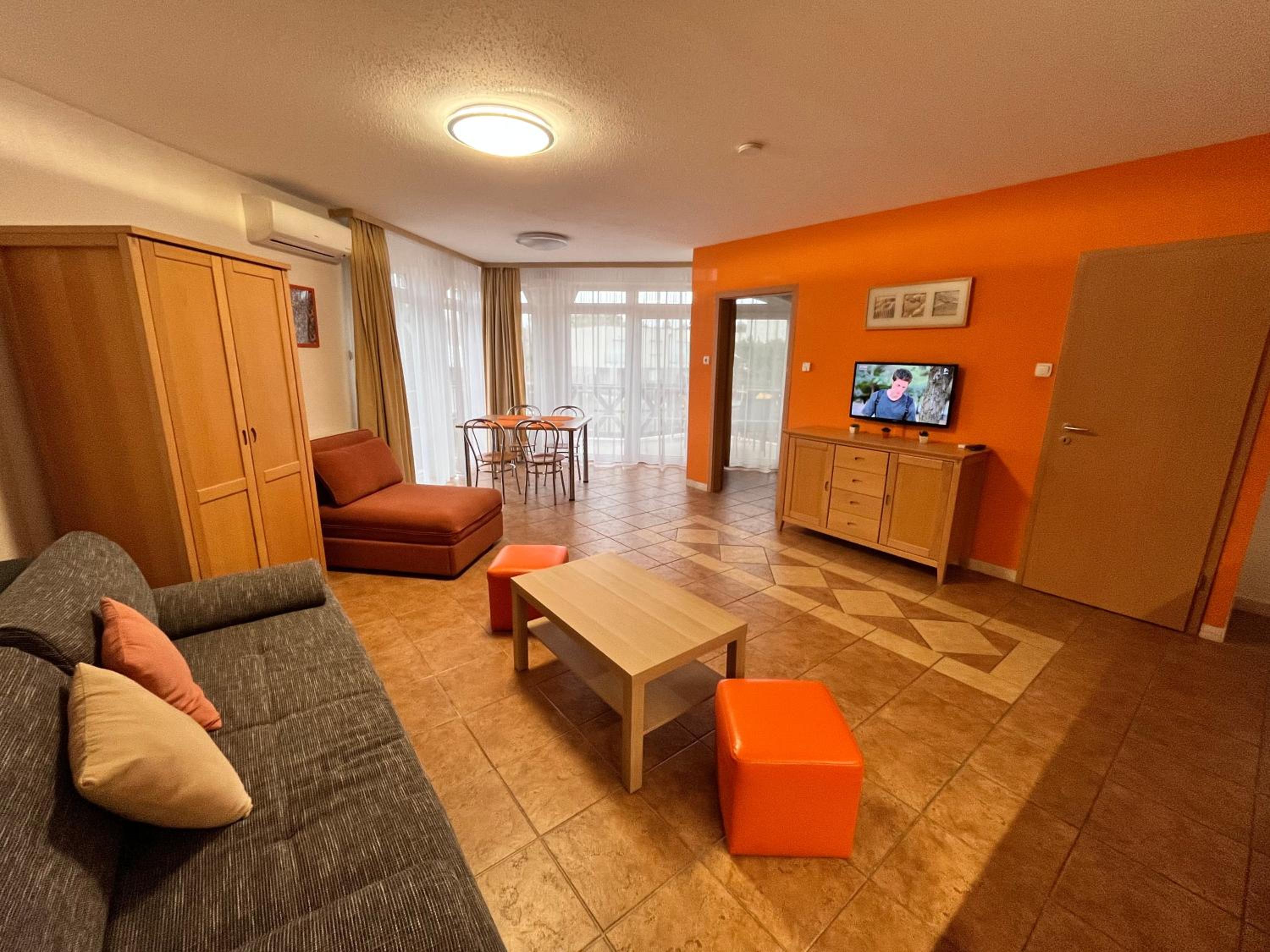 Károly Apartman