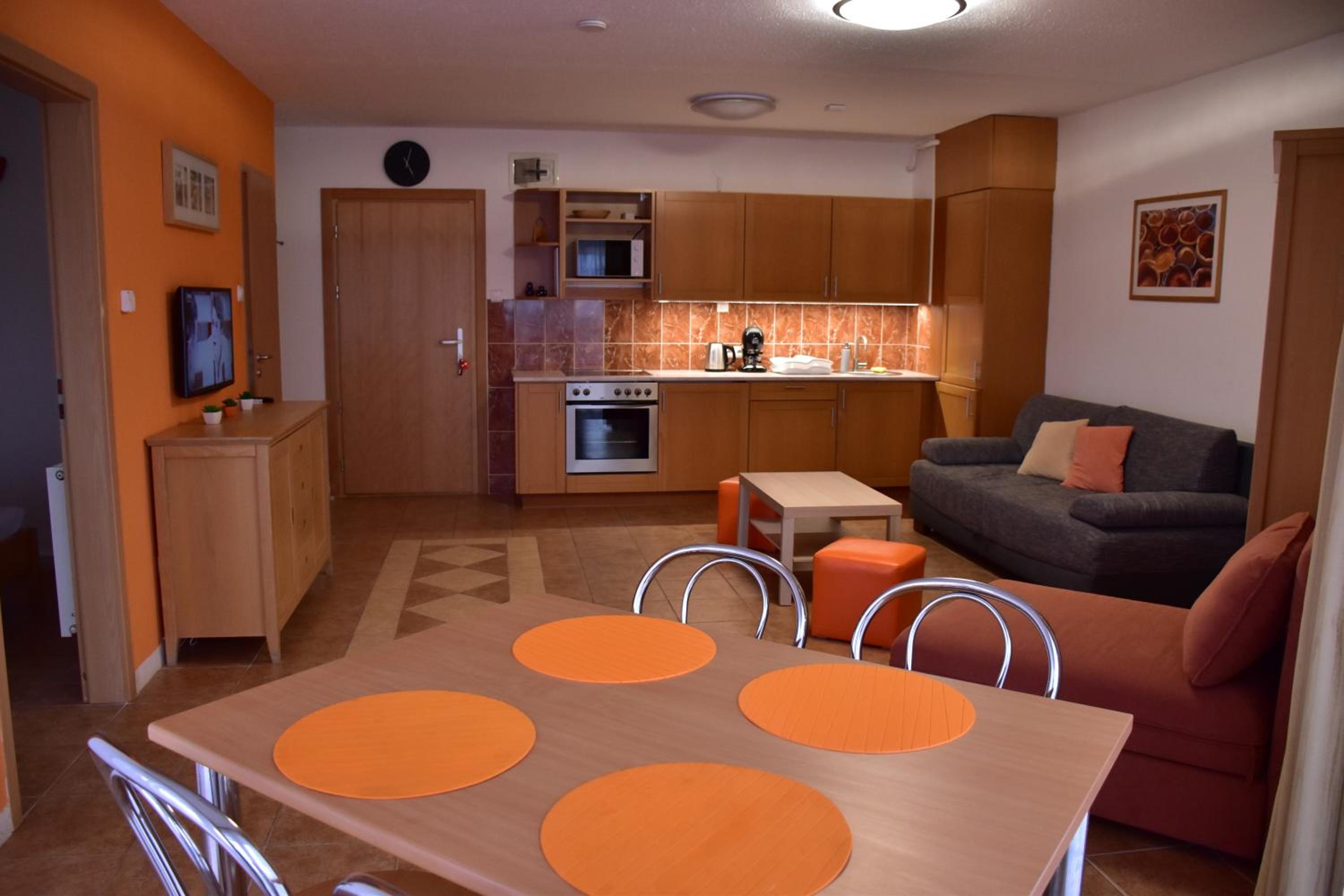 Károly Apartman