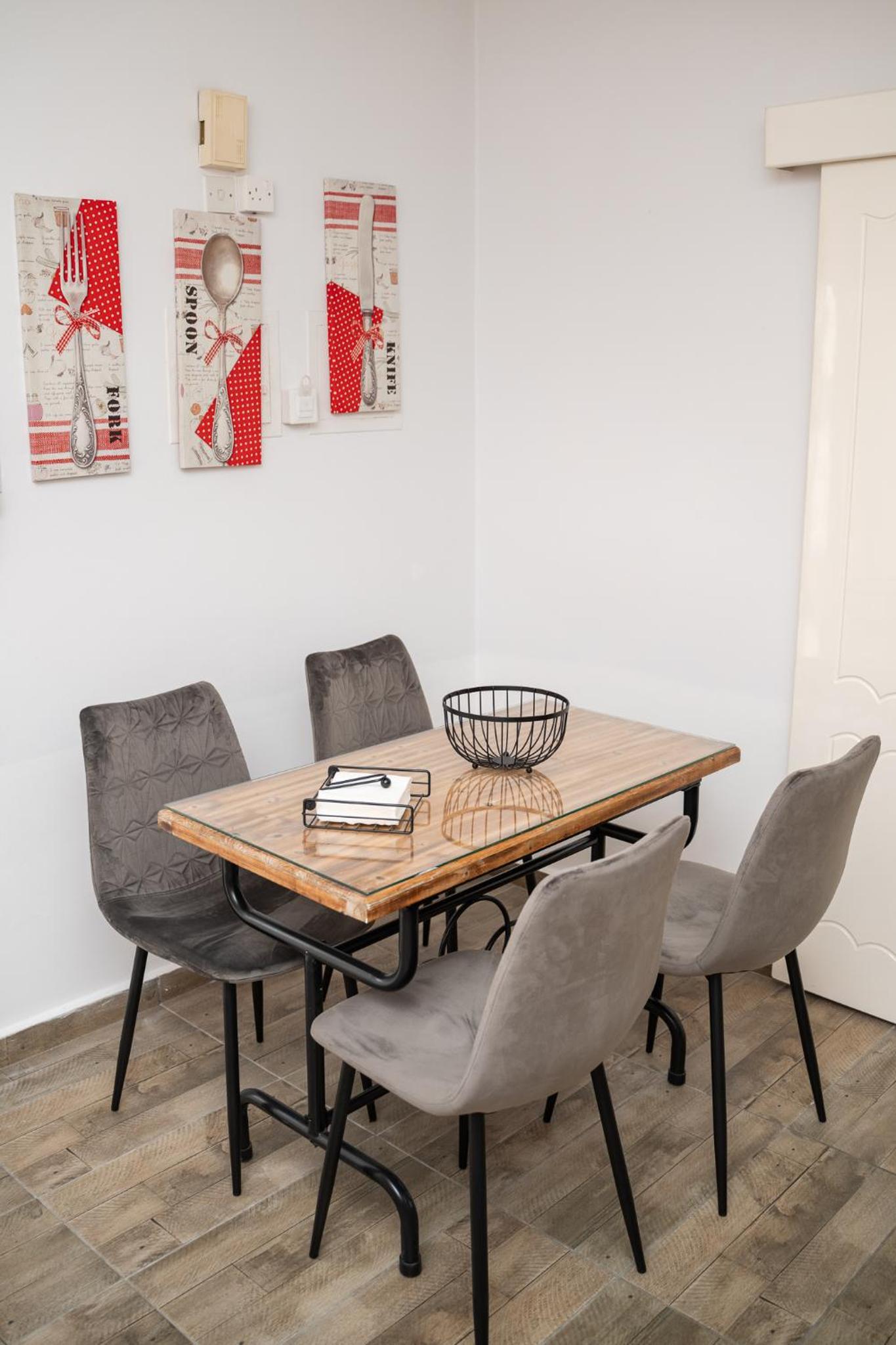 Quattro City Center Apartments