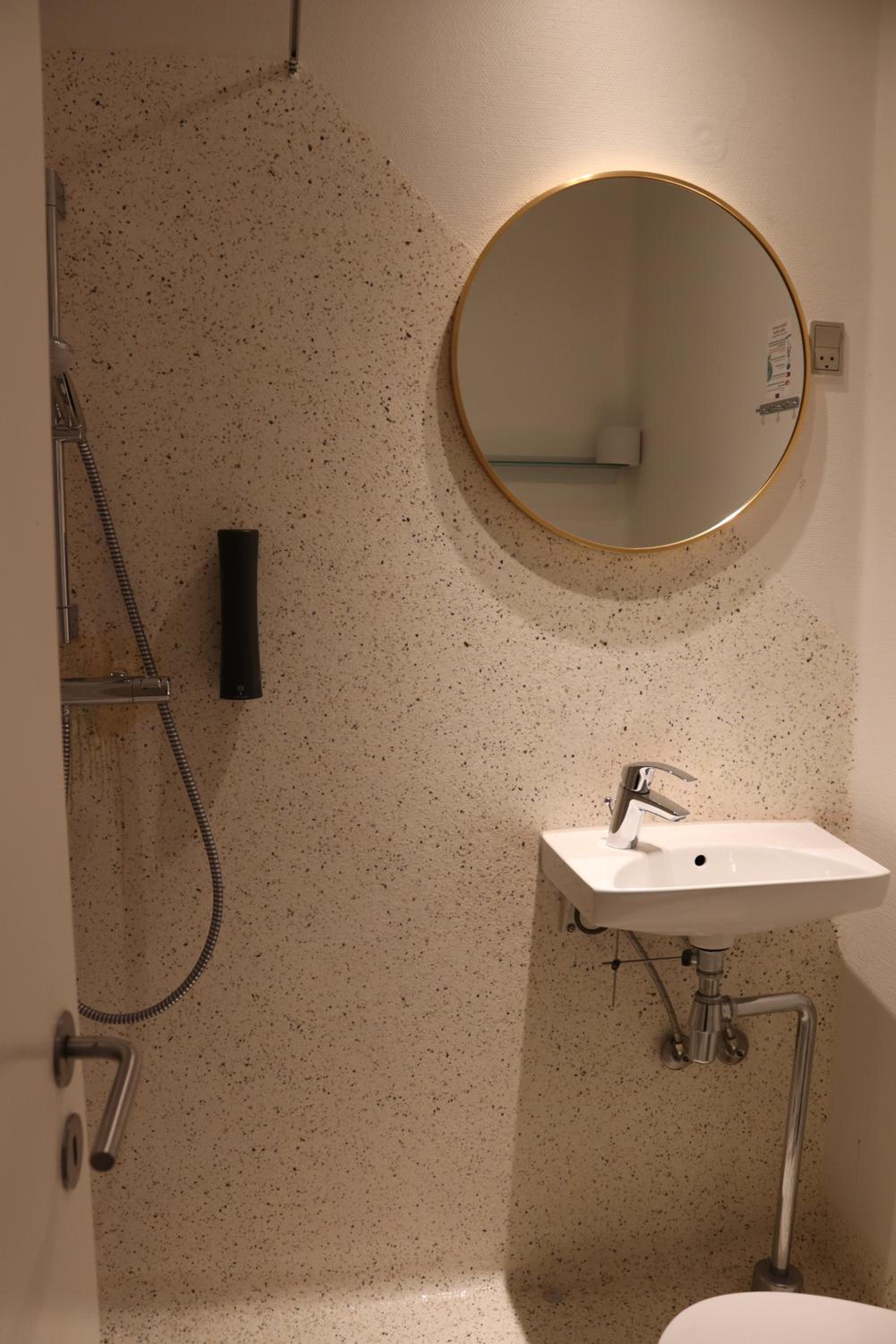 Odense Vacations - Milling Hotel Mini 11 - Property Image 1