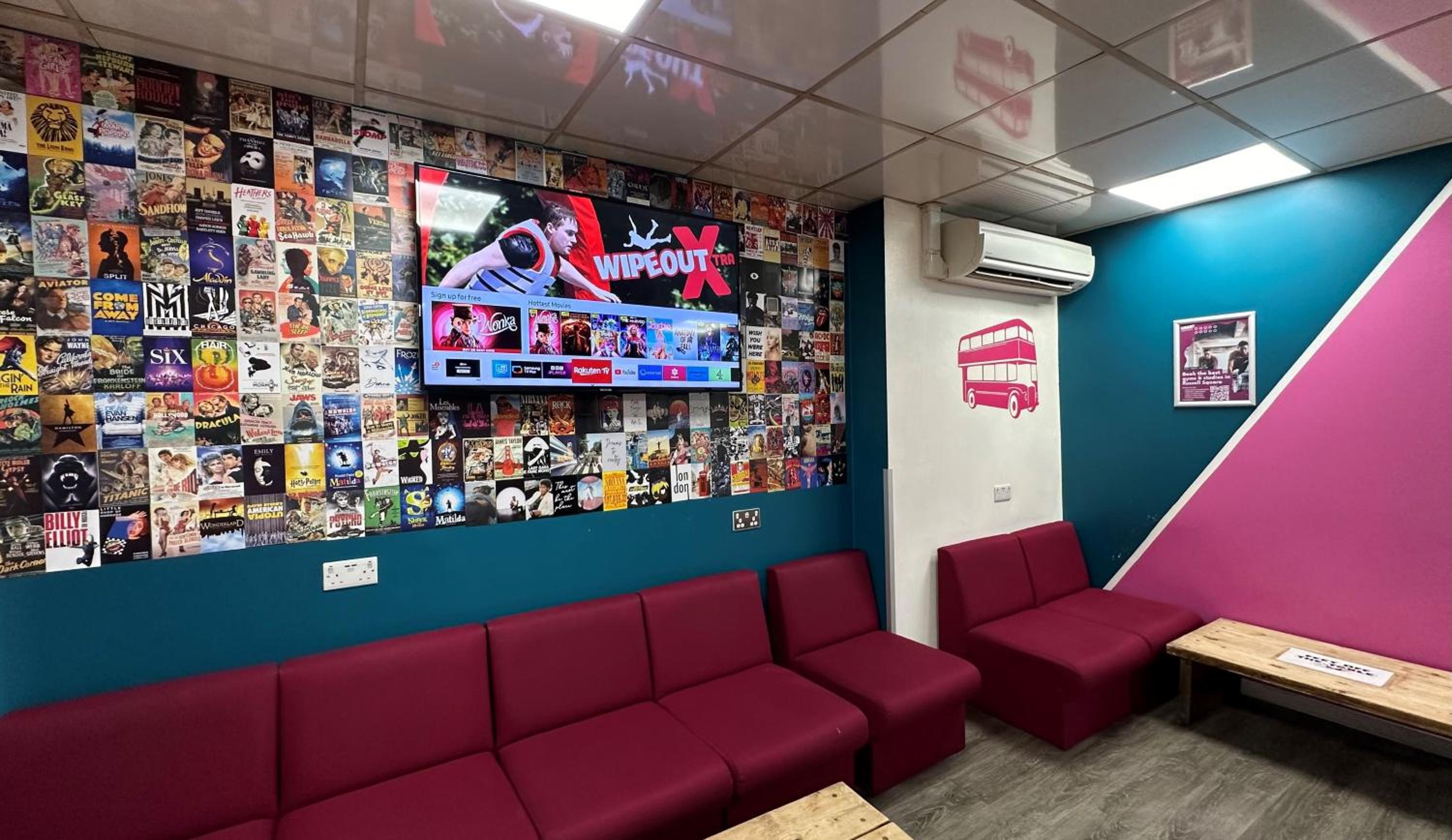 lounge