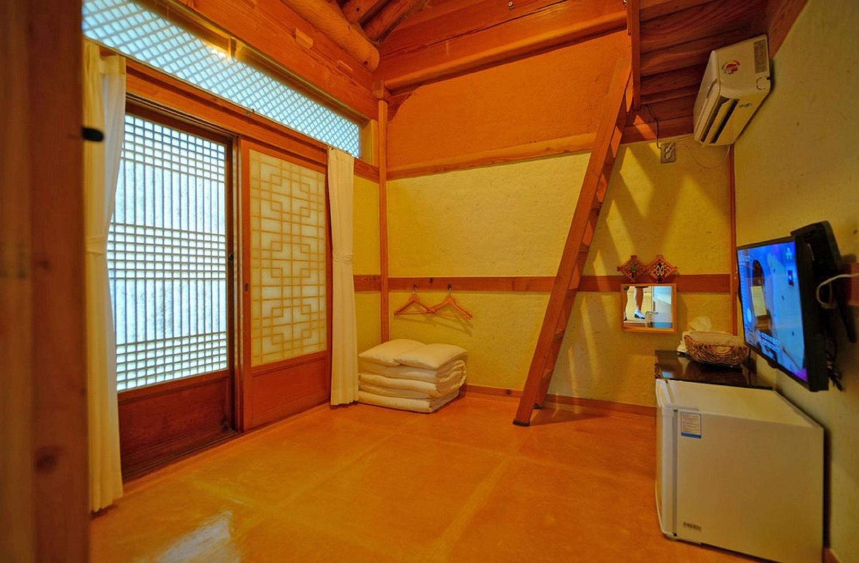 Hanok Gotaek Goeul, photo 51