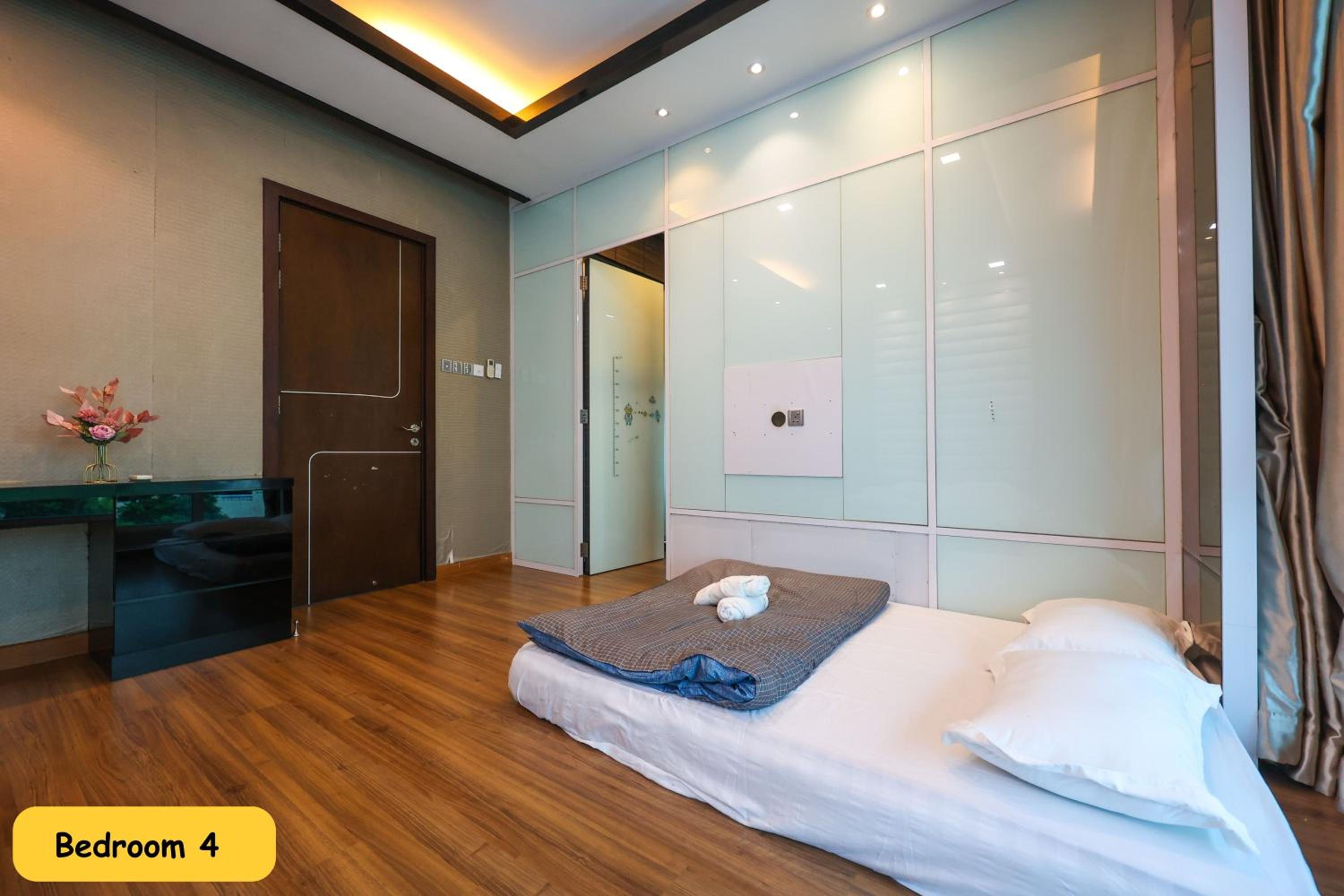 3 Storey Bungalow Event 20Px KL Setapak