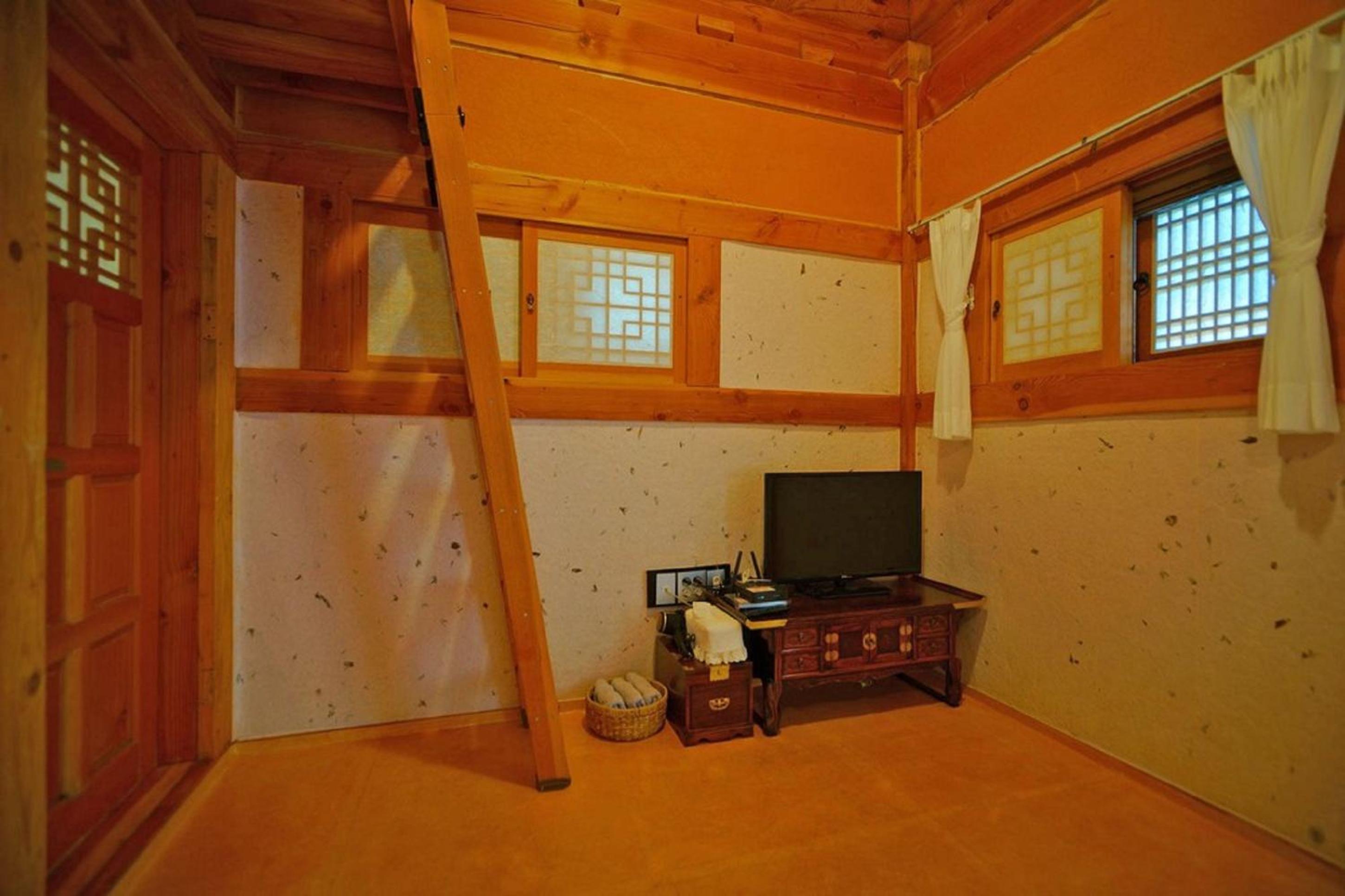 Hanok Gotaek Goeul, photo 76