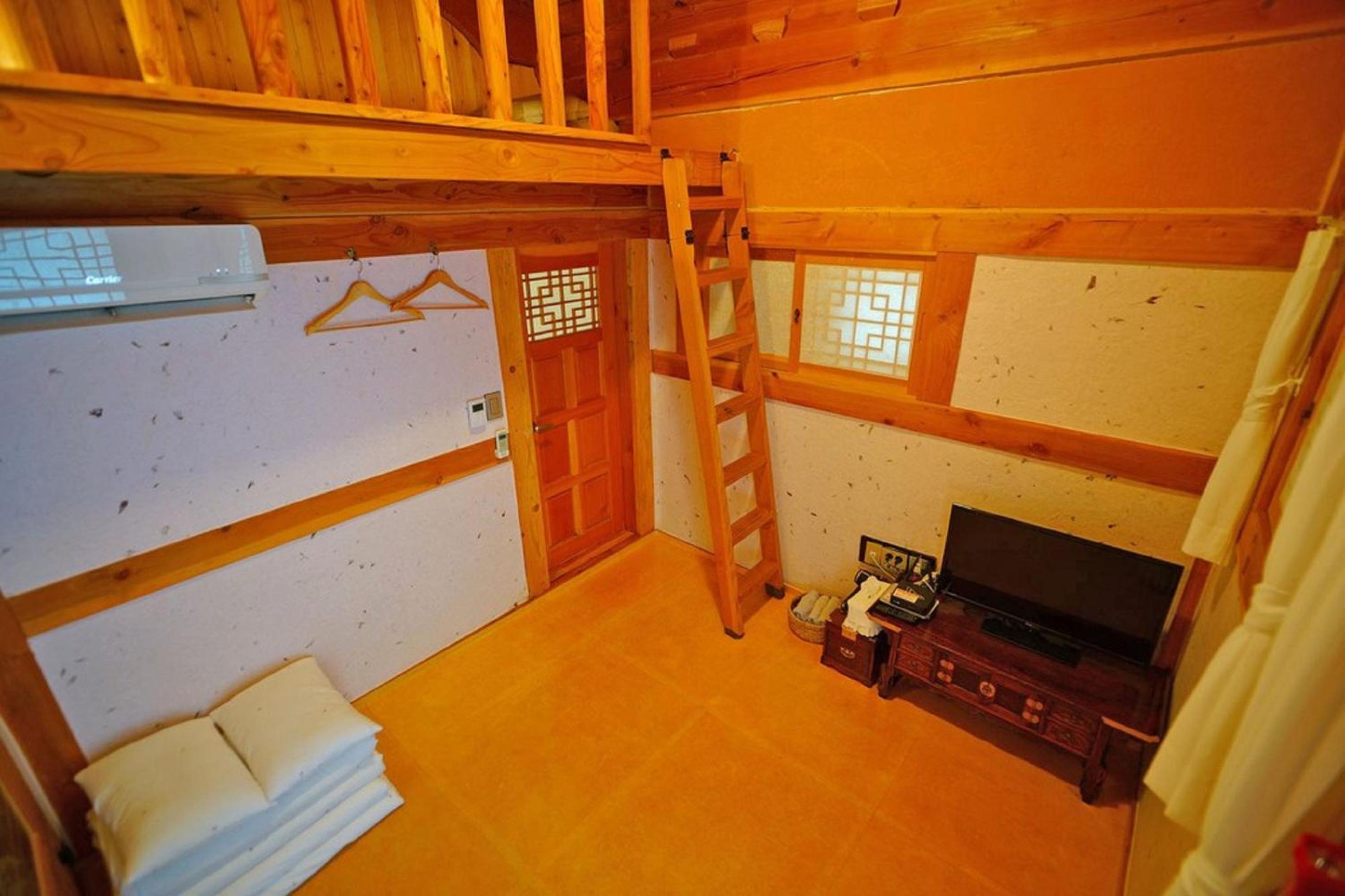 Hanok Gotaek Goeul, photo 57
