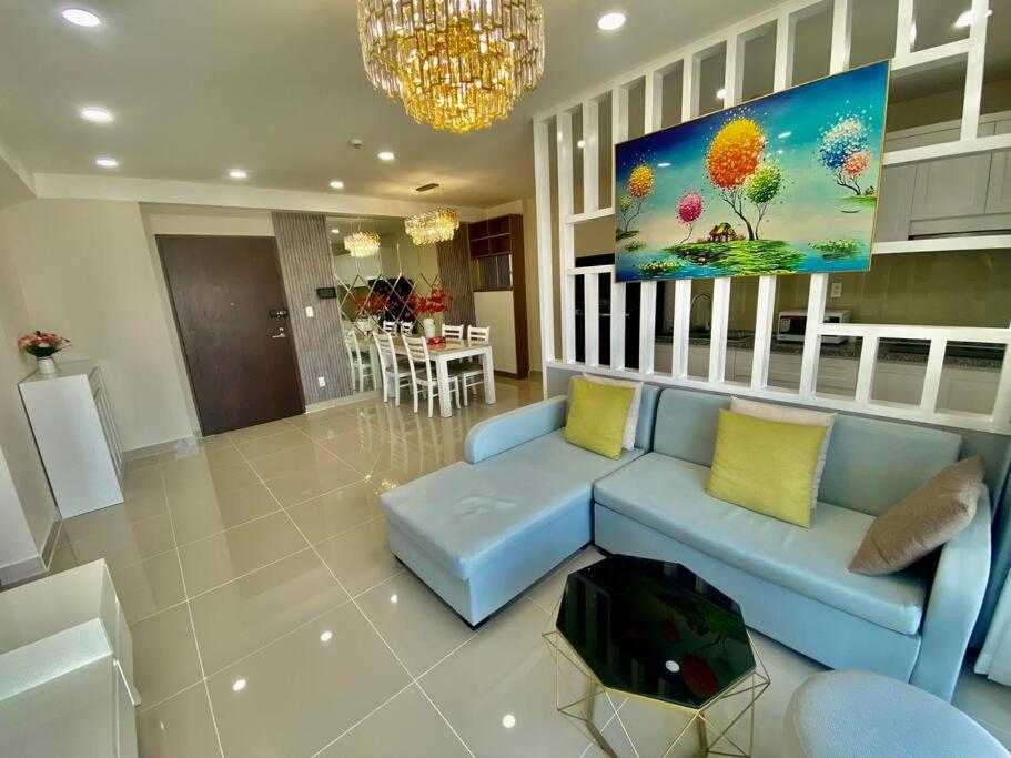 Two Bedroom Happy Residence