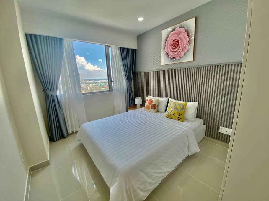 Two Bedroom Happy Residence