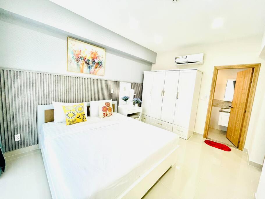 Two Bedroom Happy Residence