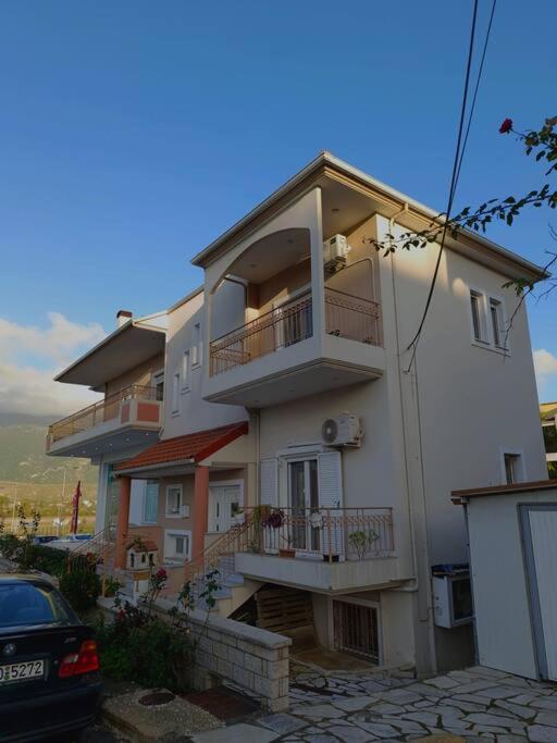 Nikola's apartments_King Pyrros view 4