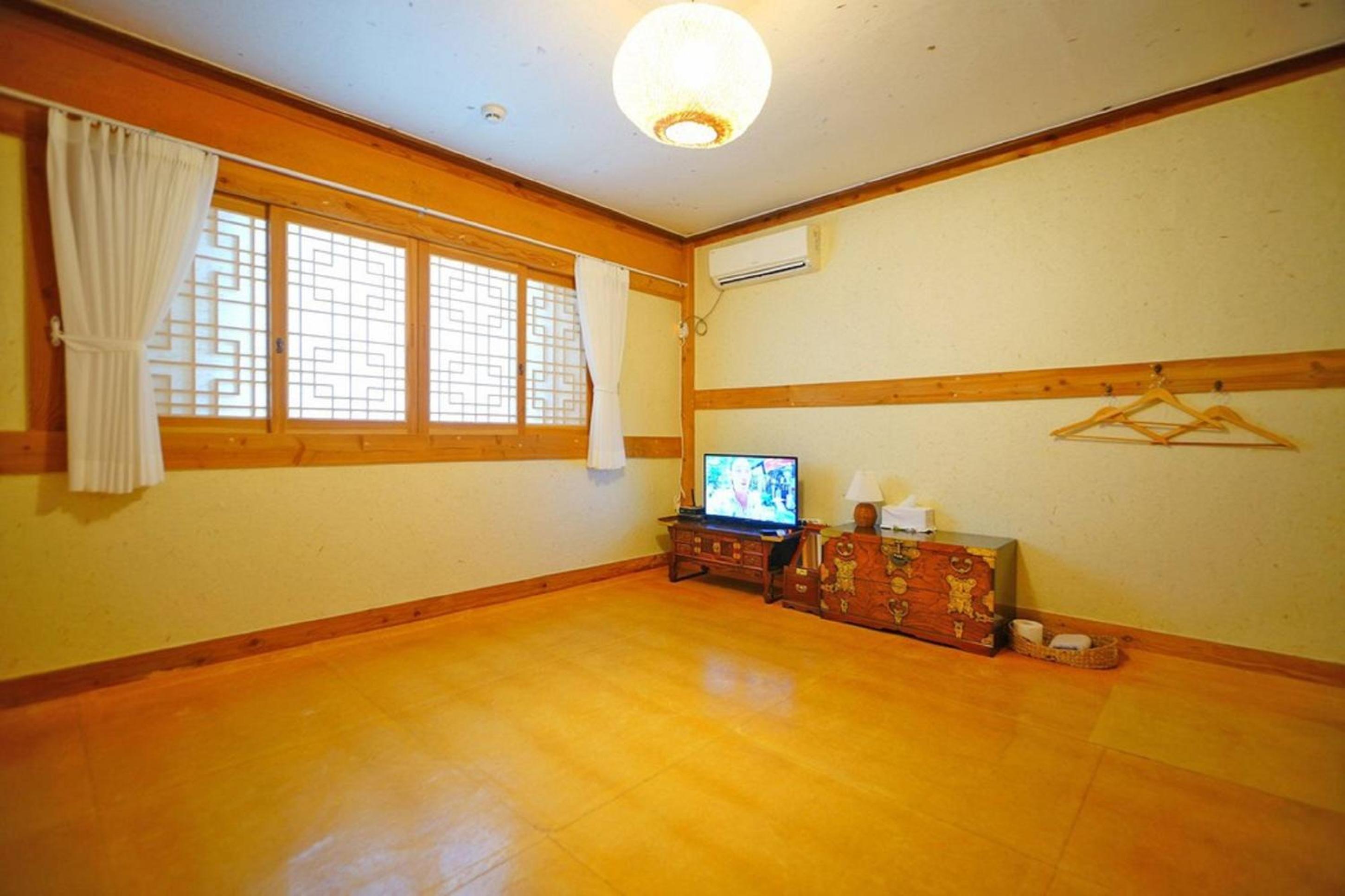 Hanok Gotaek Goeul, Jeonju - 24