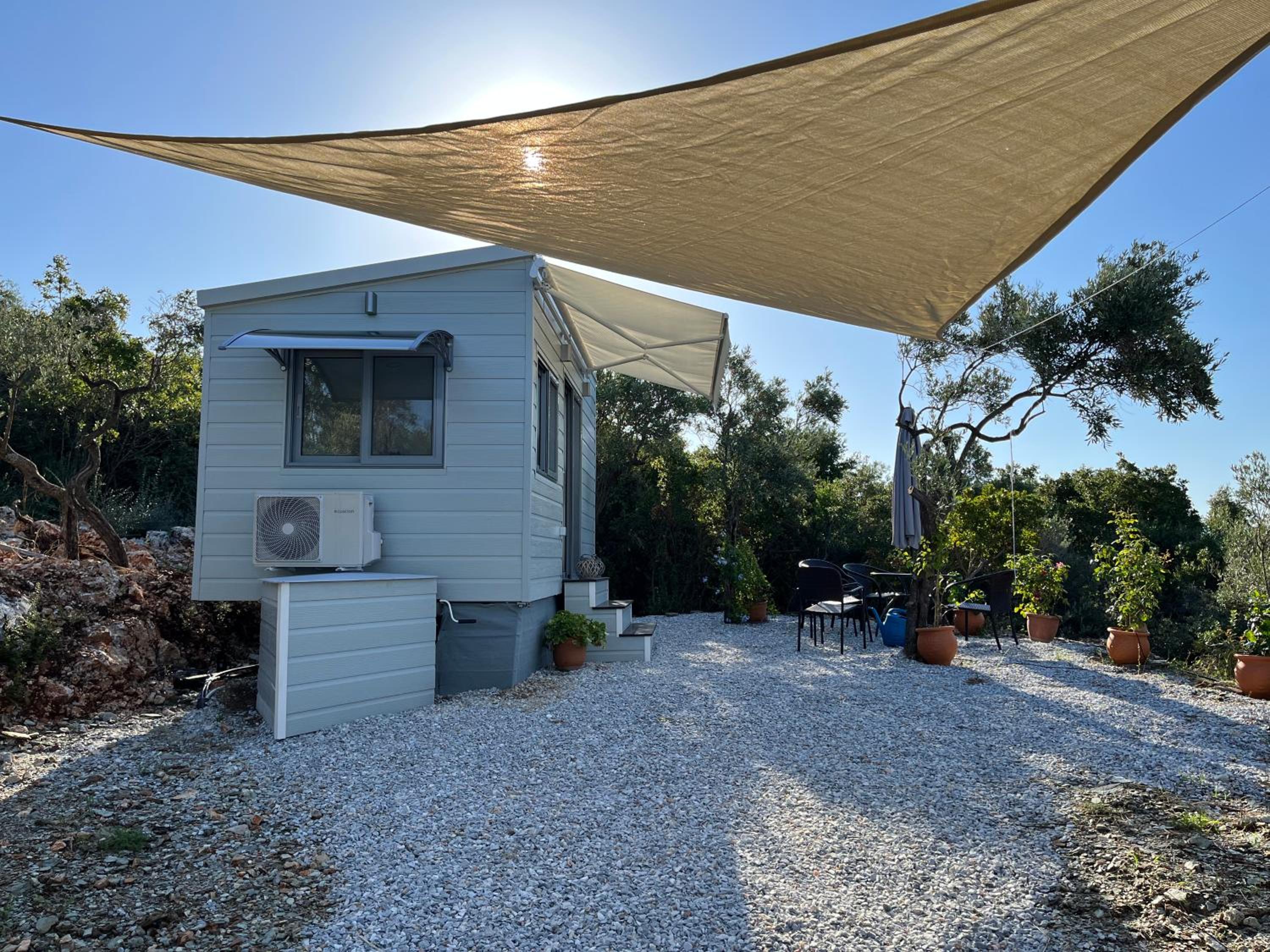 Stunning Sea View Tiny House view 3