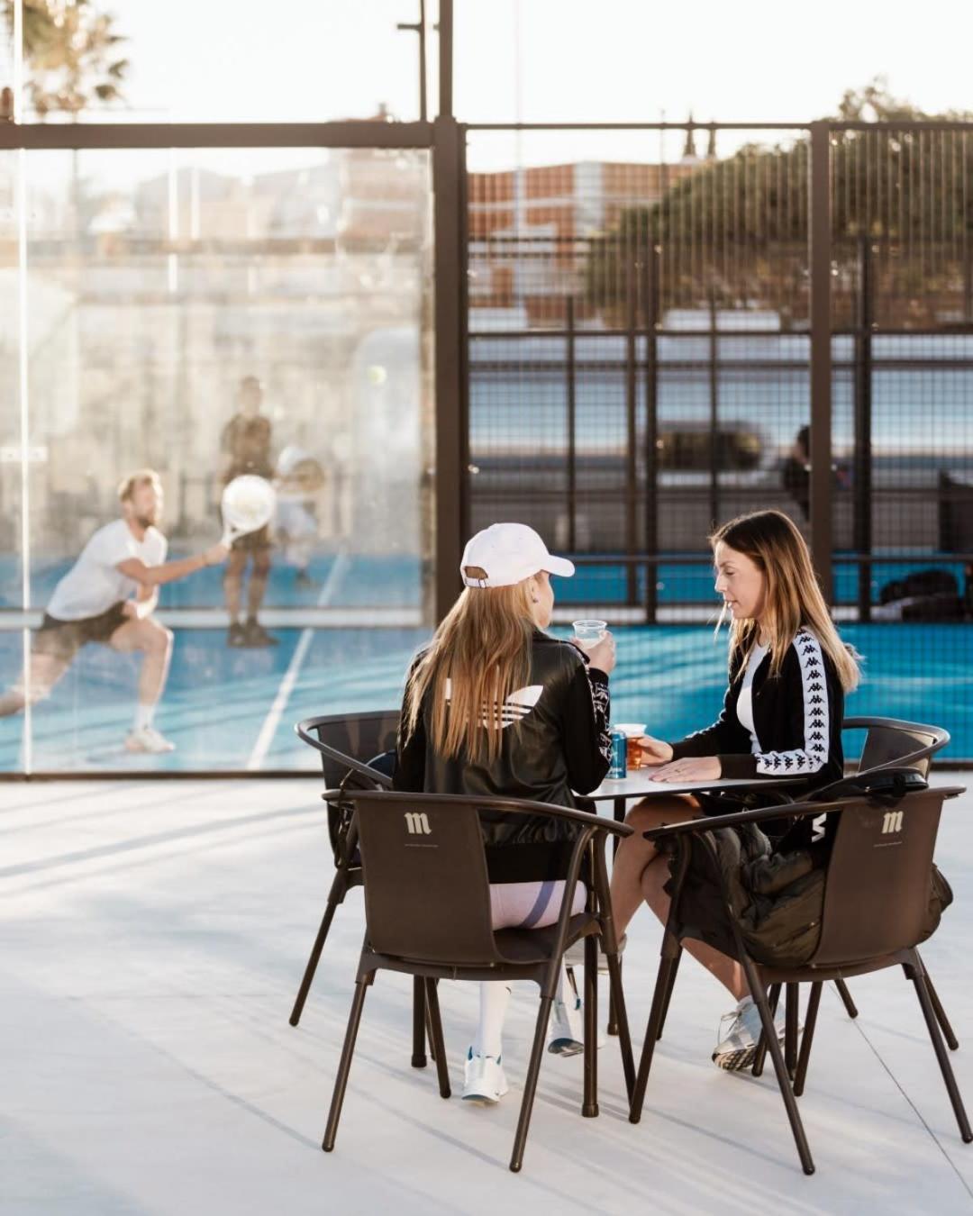 BEACHFRONT LUXURY ROOFTOP PENTHOUSE WIFi POOLS GRILL I O NAC PADDLE