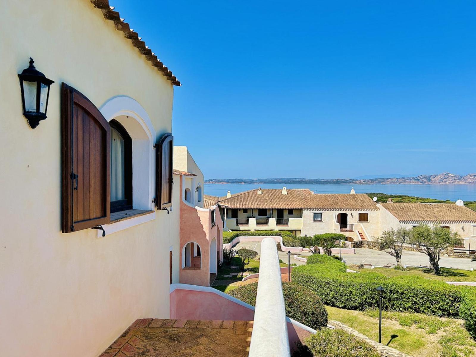 Sunset One CDL - Sea View Apartment on the First Floor with Private Beach
