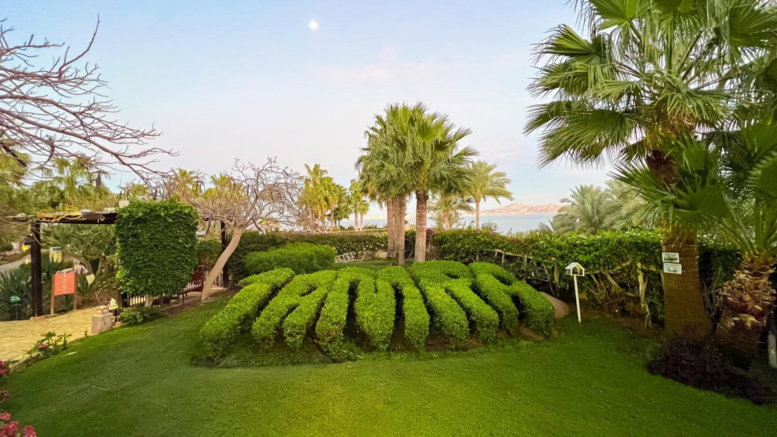 Tamra Beach Resort