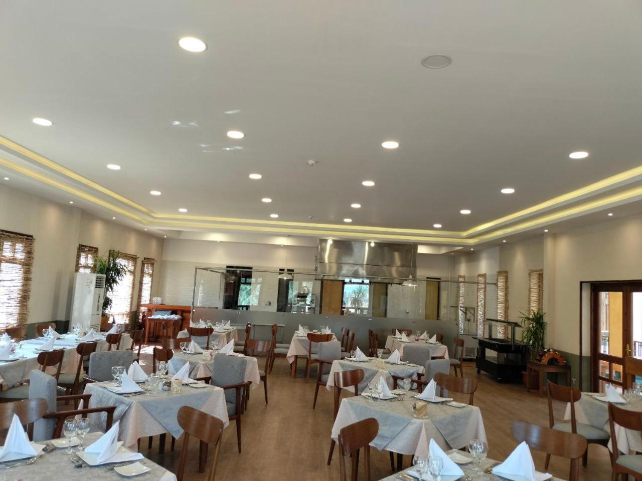 Tamra Beach Resort