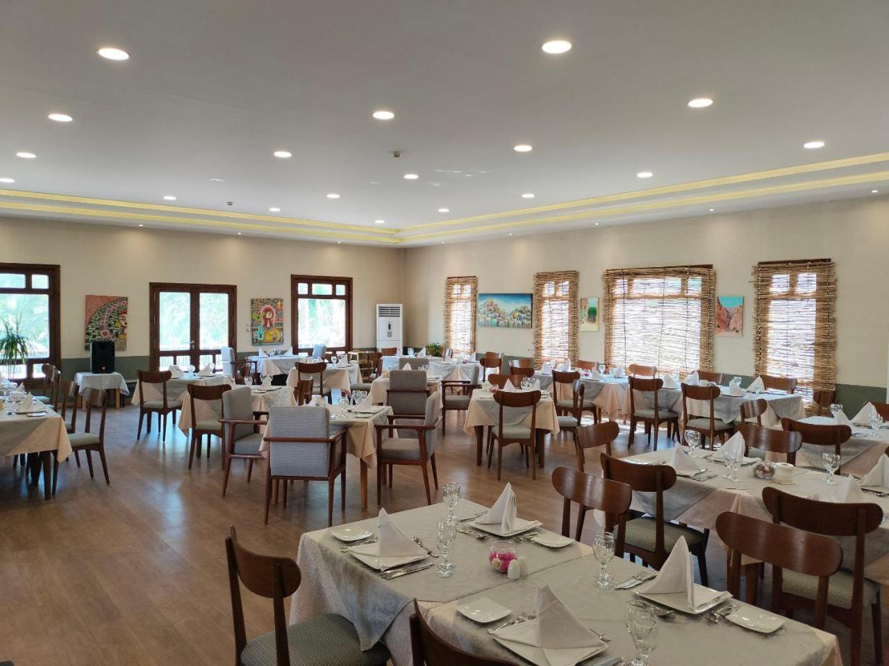 Tamra Beach Resort