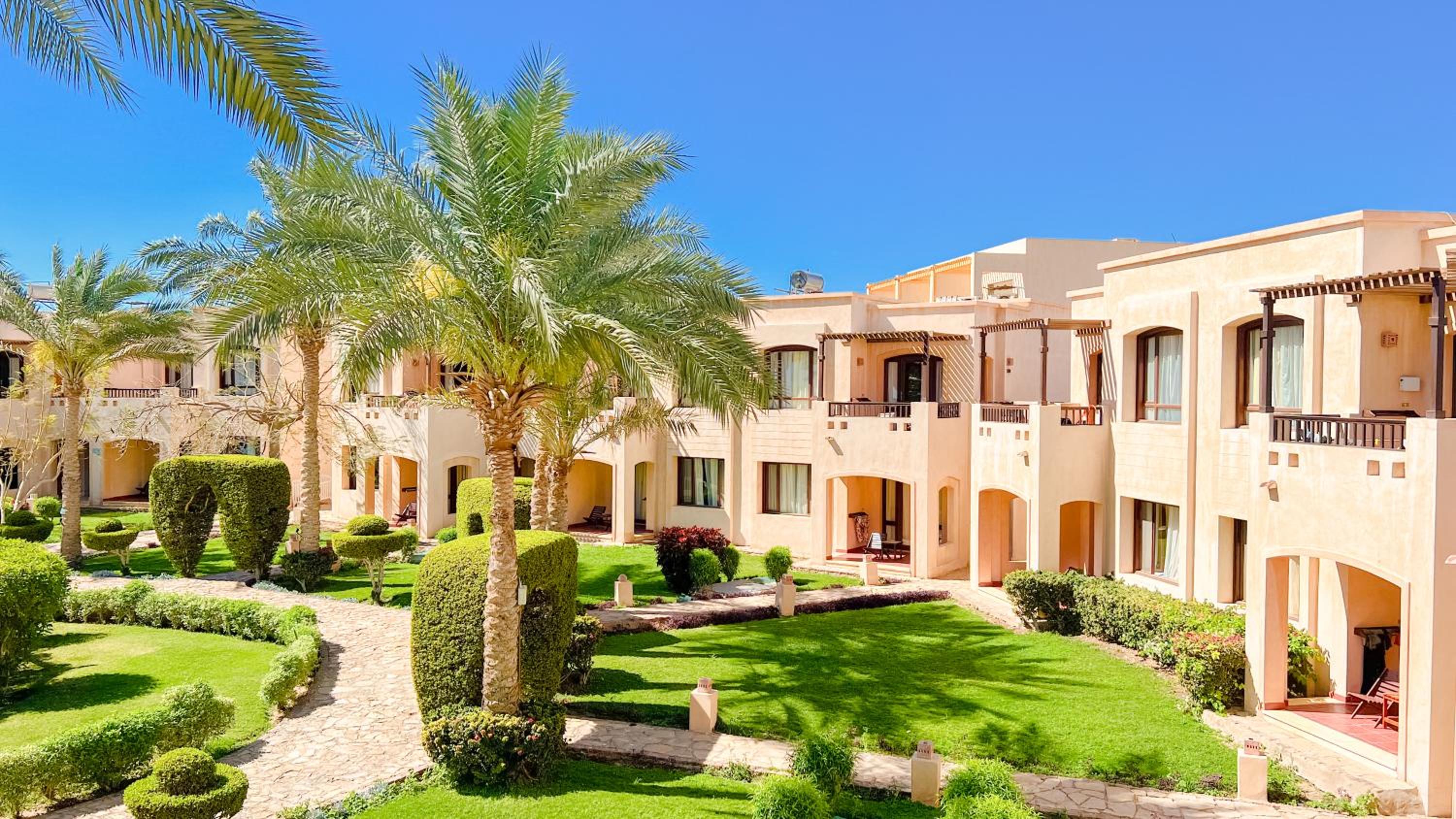 Tamra Beach Resort