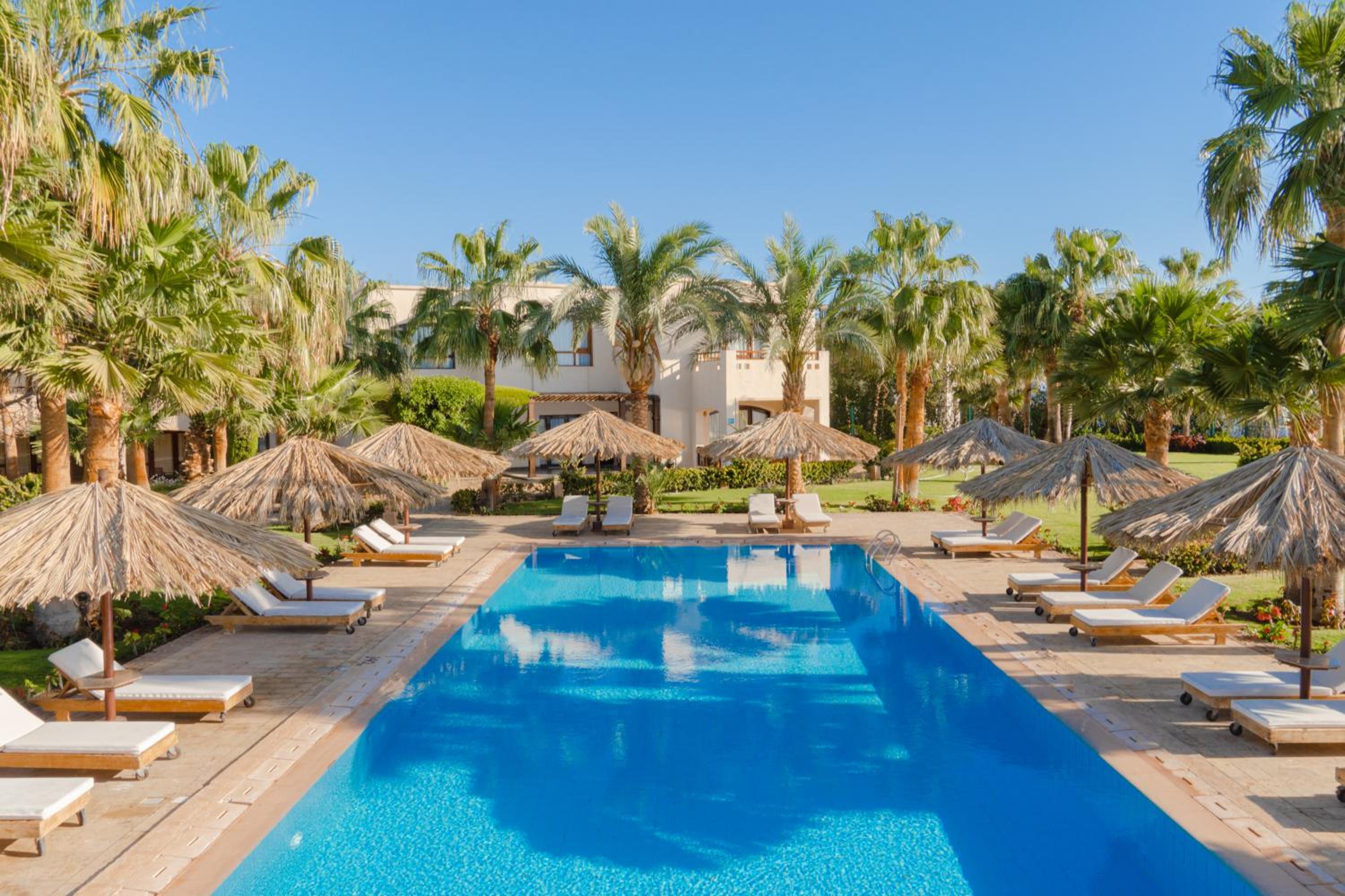 Tamra Beach Resort