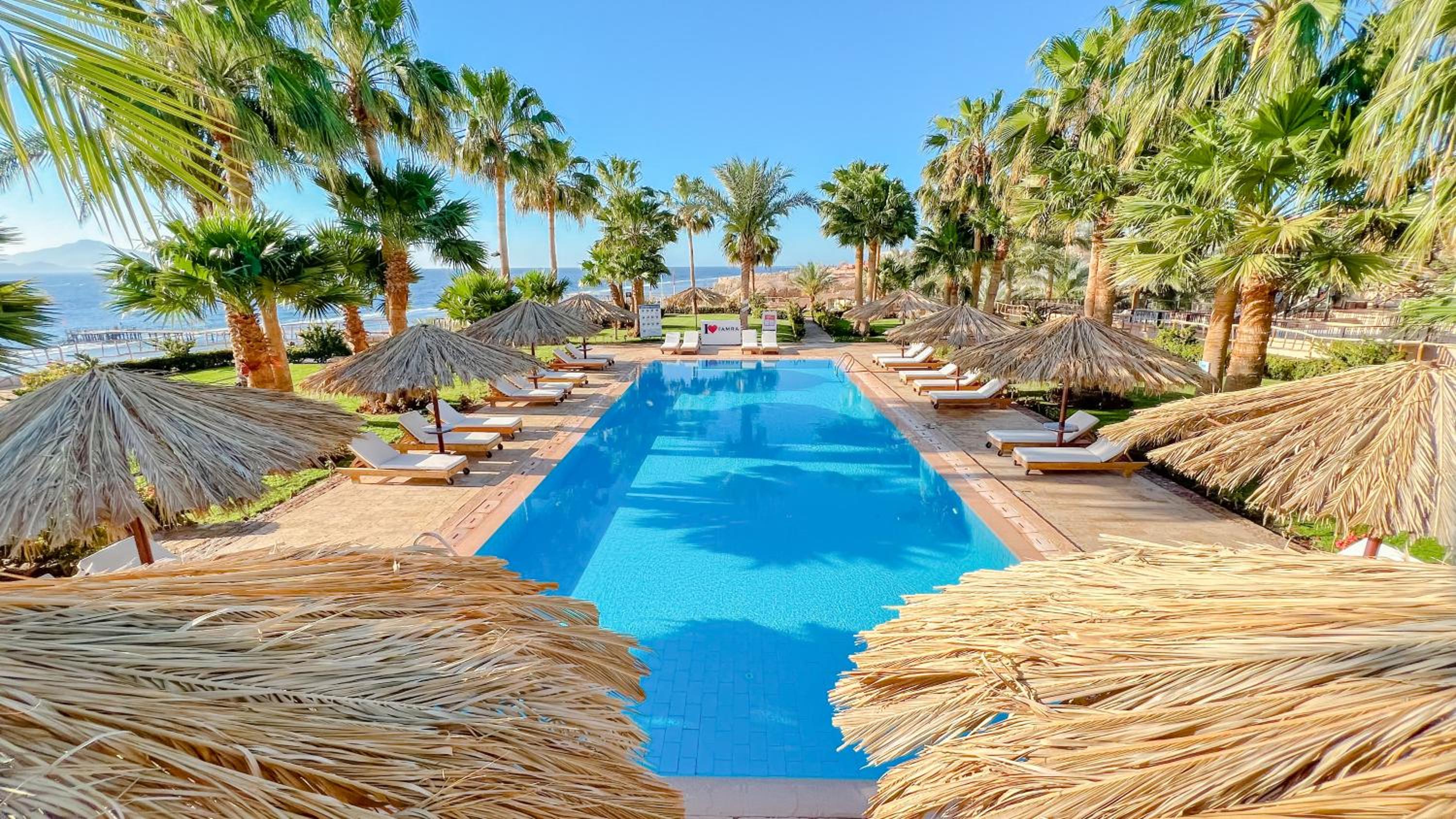 Tamra Beach Resort