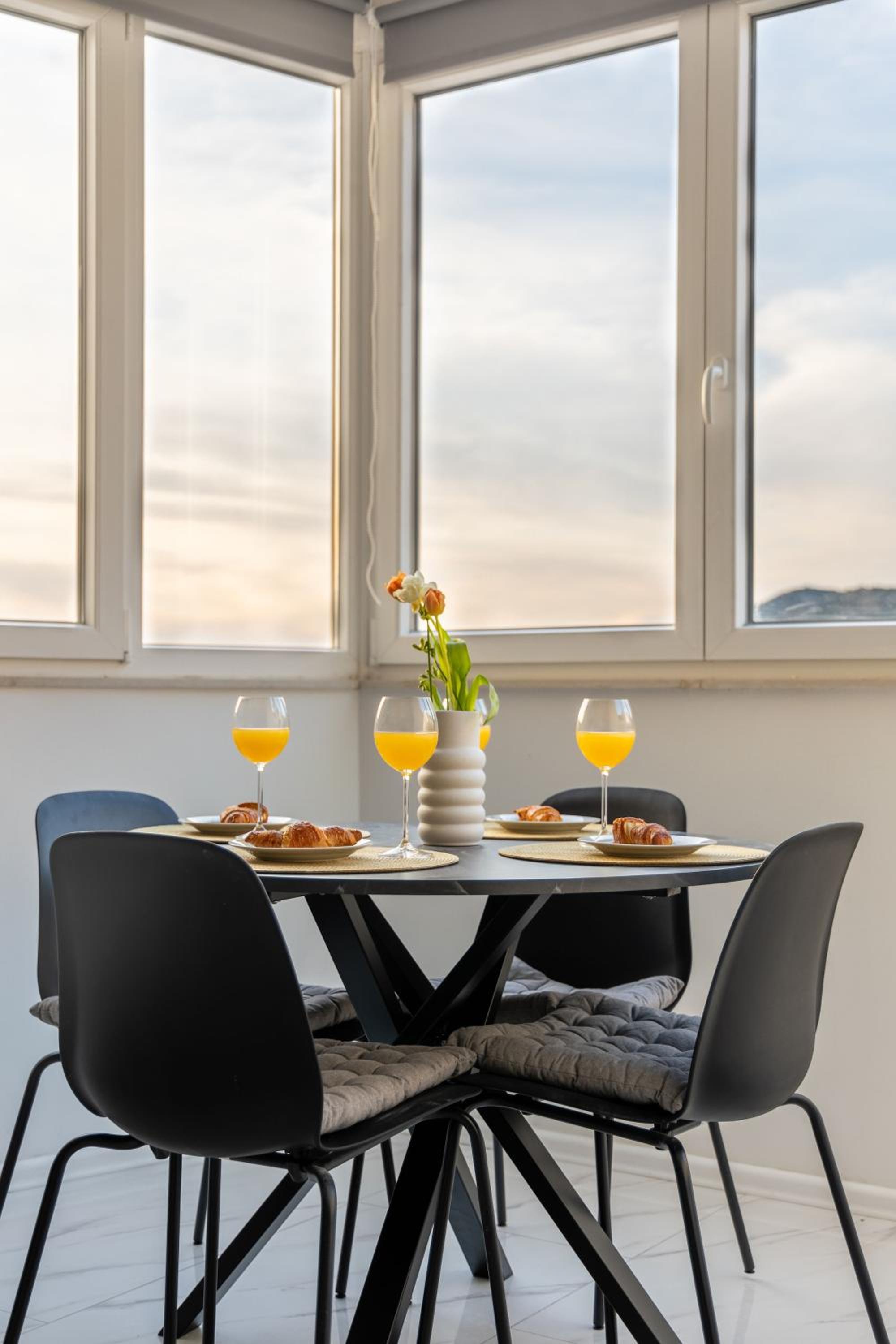 Orca -sea view apartment