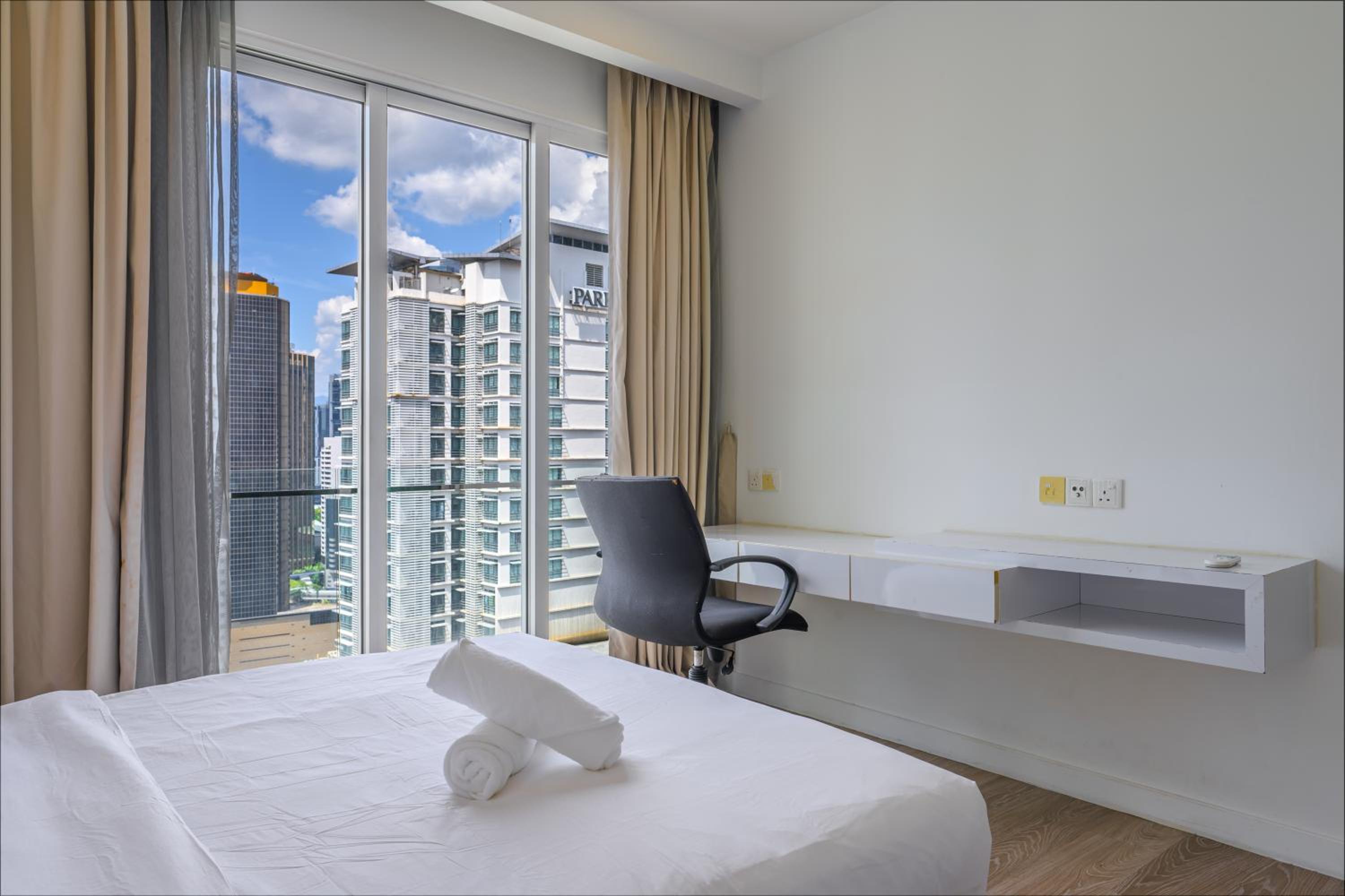 Greystone One Bukit Ceylon